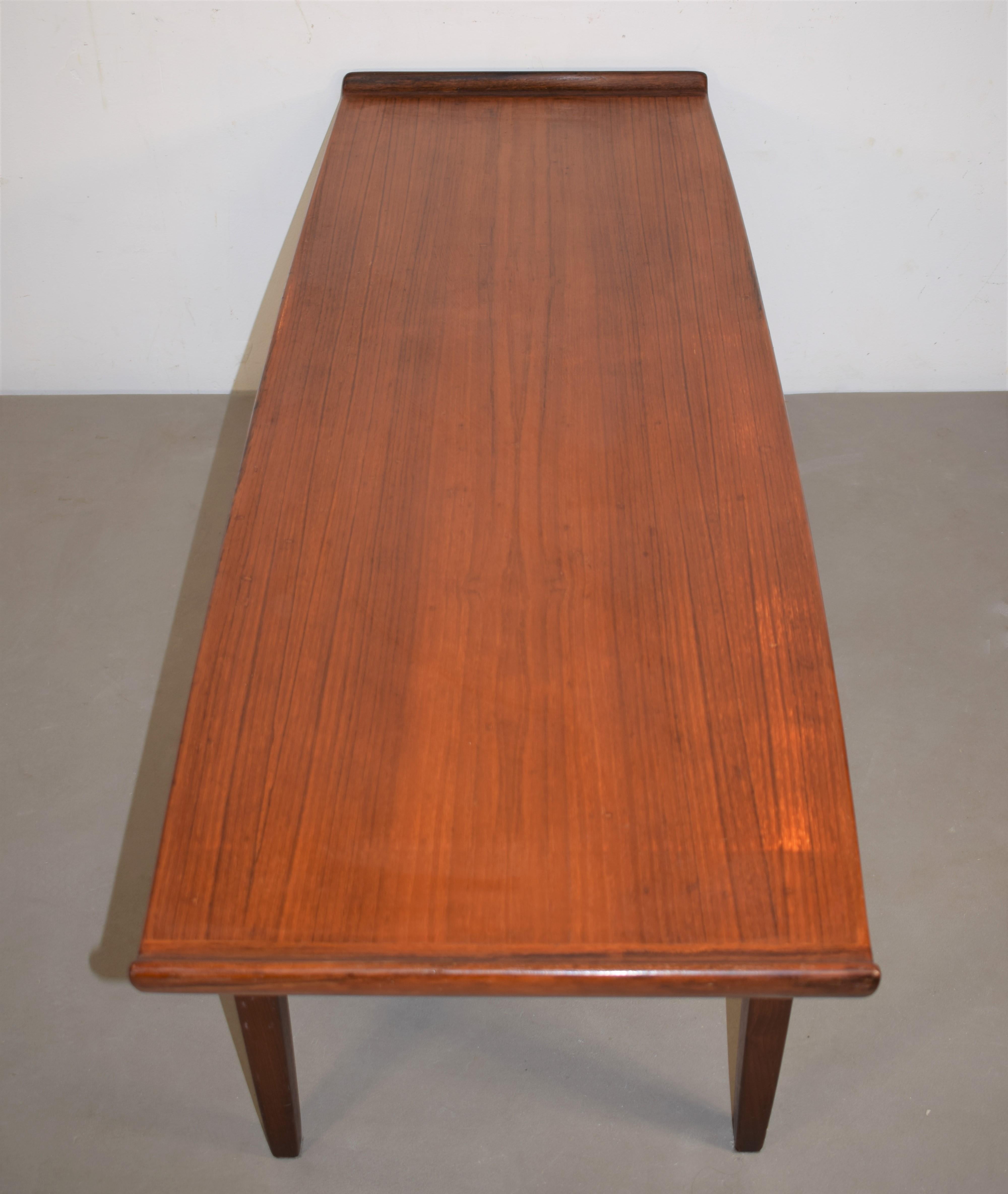 Mid-Century Modern Italian Bench, Teak, 1970s 5