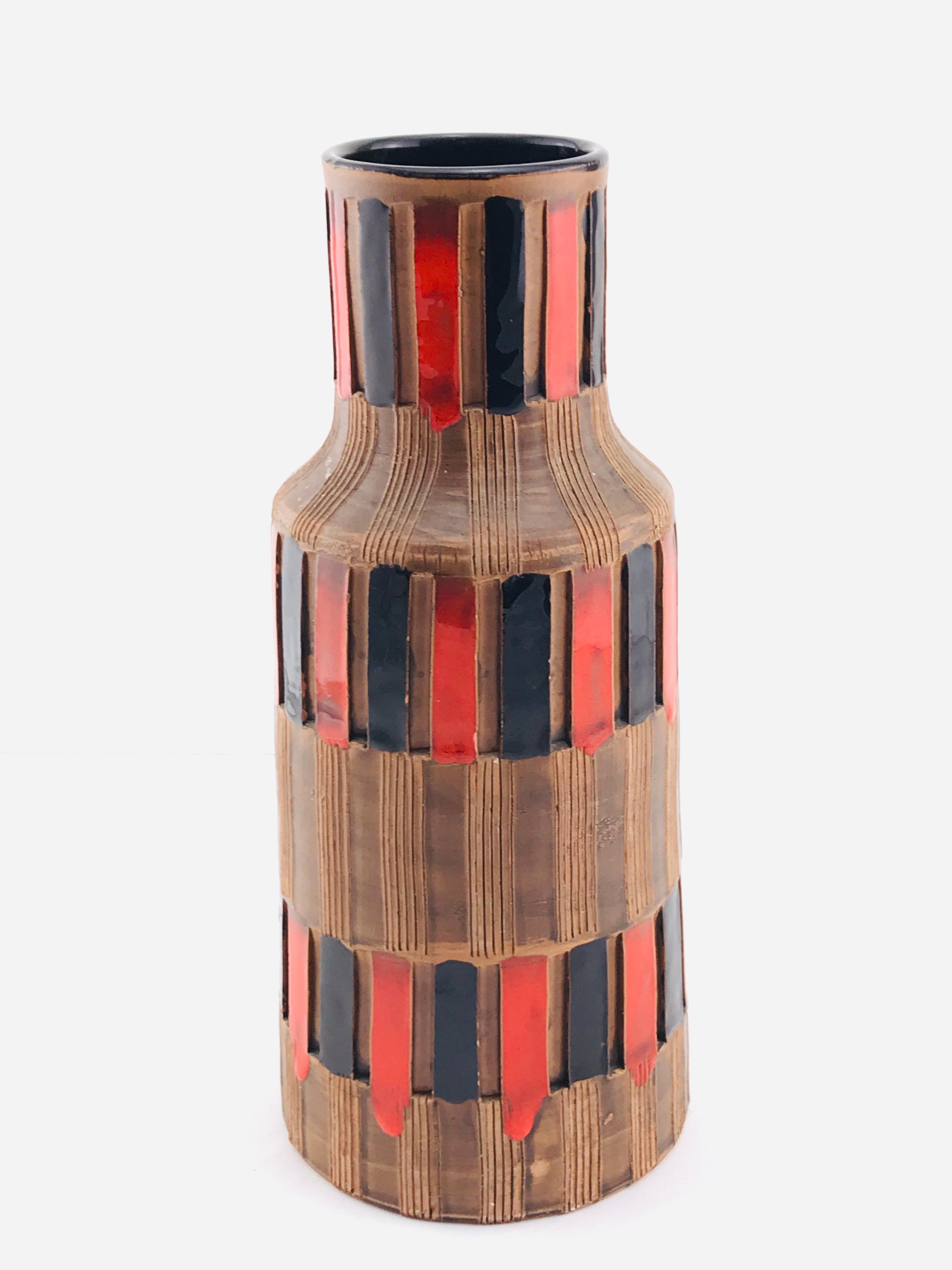 Mid-Century Modern Italian Bitossi Red and Black Ceramic Vase, 1960 7