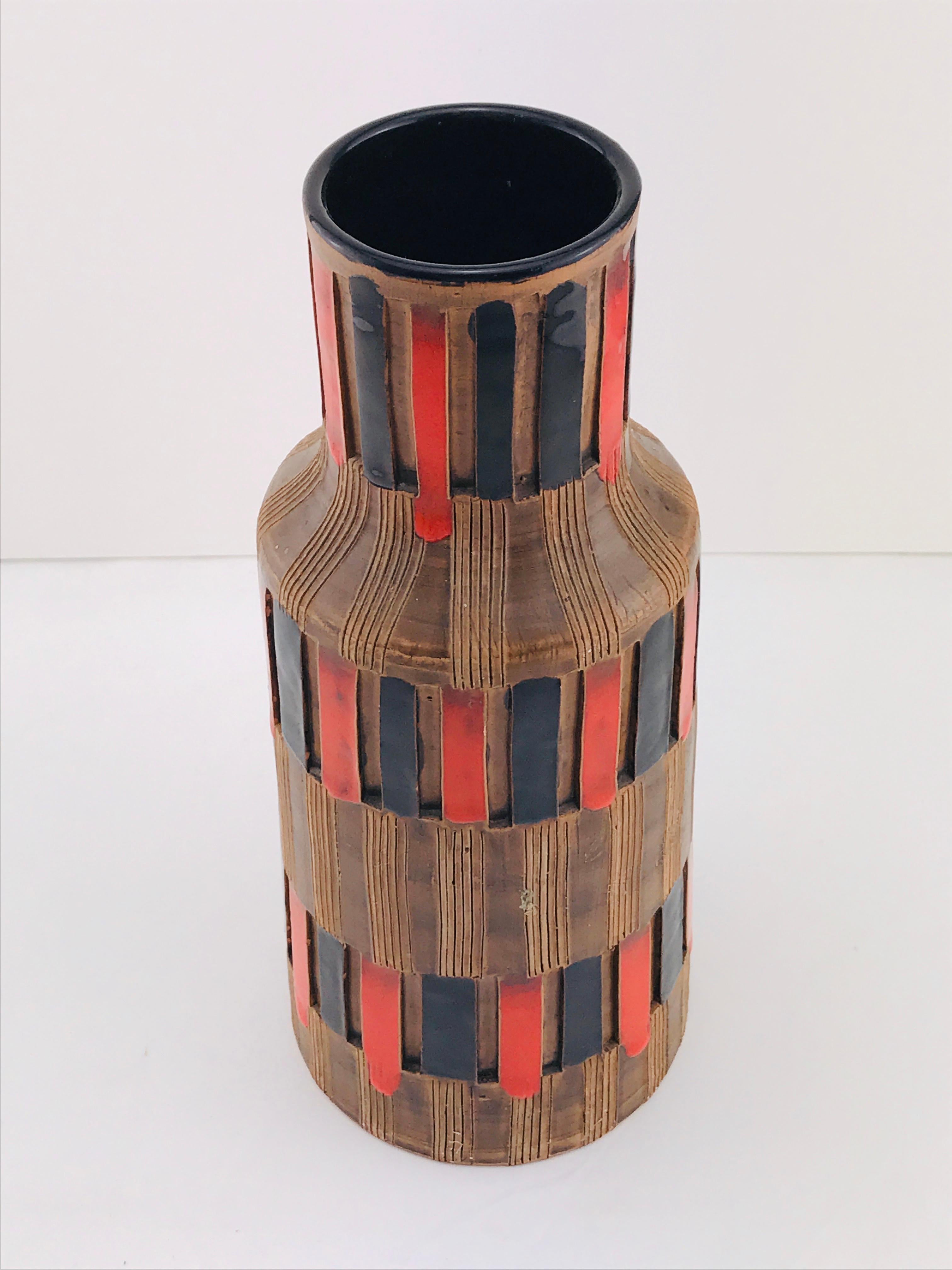 Mid-Century Modern Italian Bitossi Red and Black Ceramic Vase, 1960 12