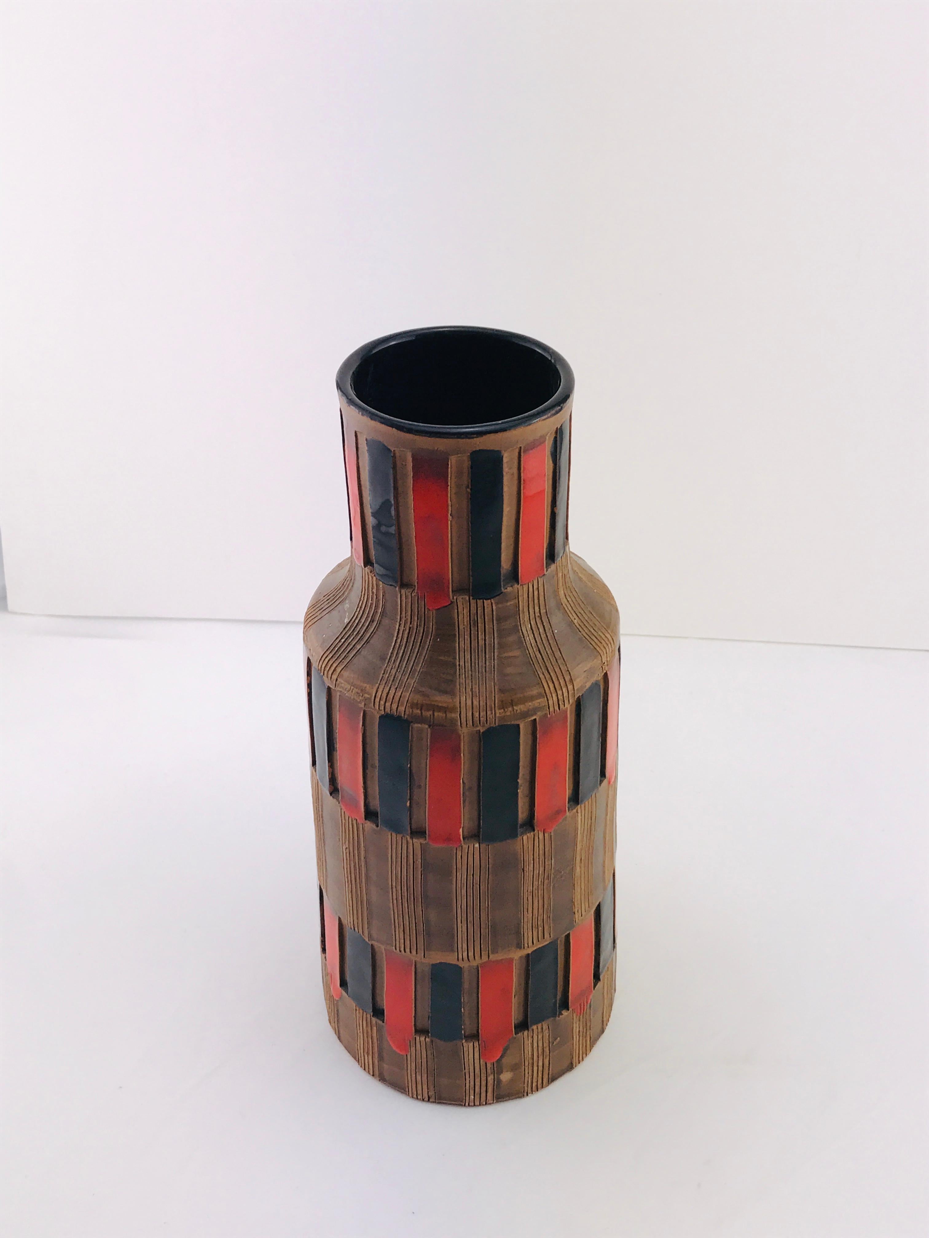 Mid-Century Modern Italian Bitossi Red and Black Ceramic Vase, 1960 5