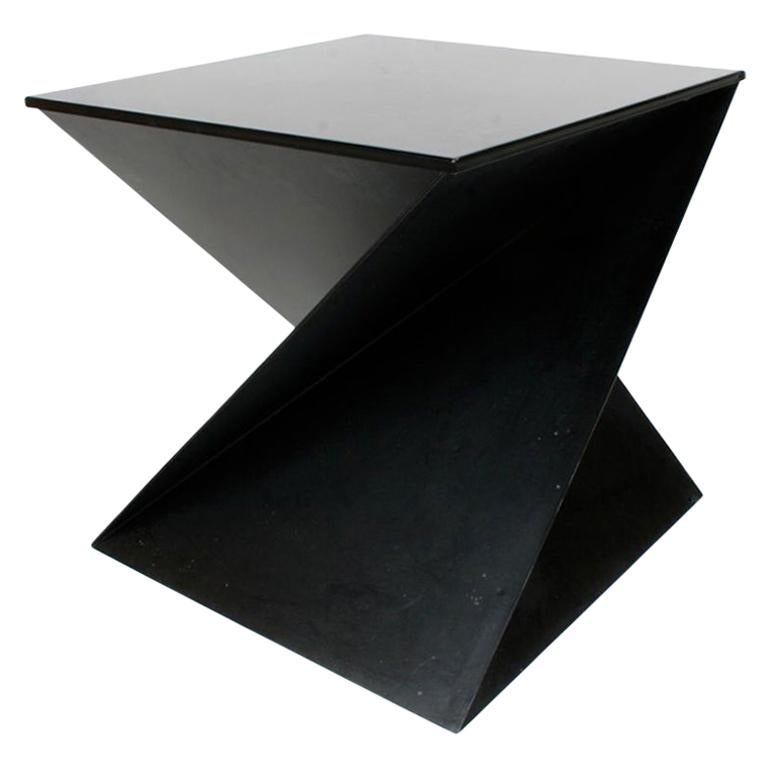 Mid-Century Modern Italian Black Painted Cubist or Origami Side Table For Sale