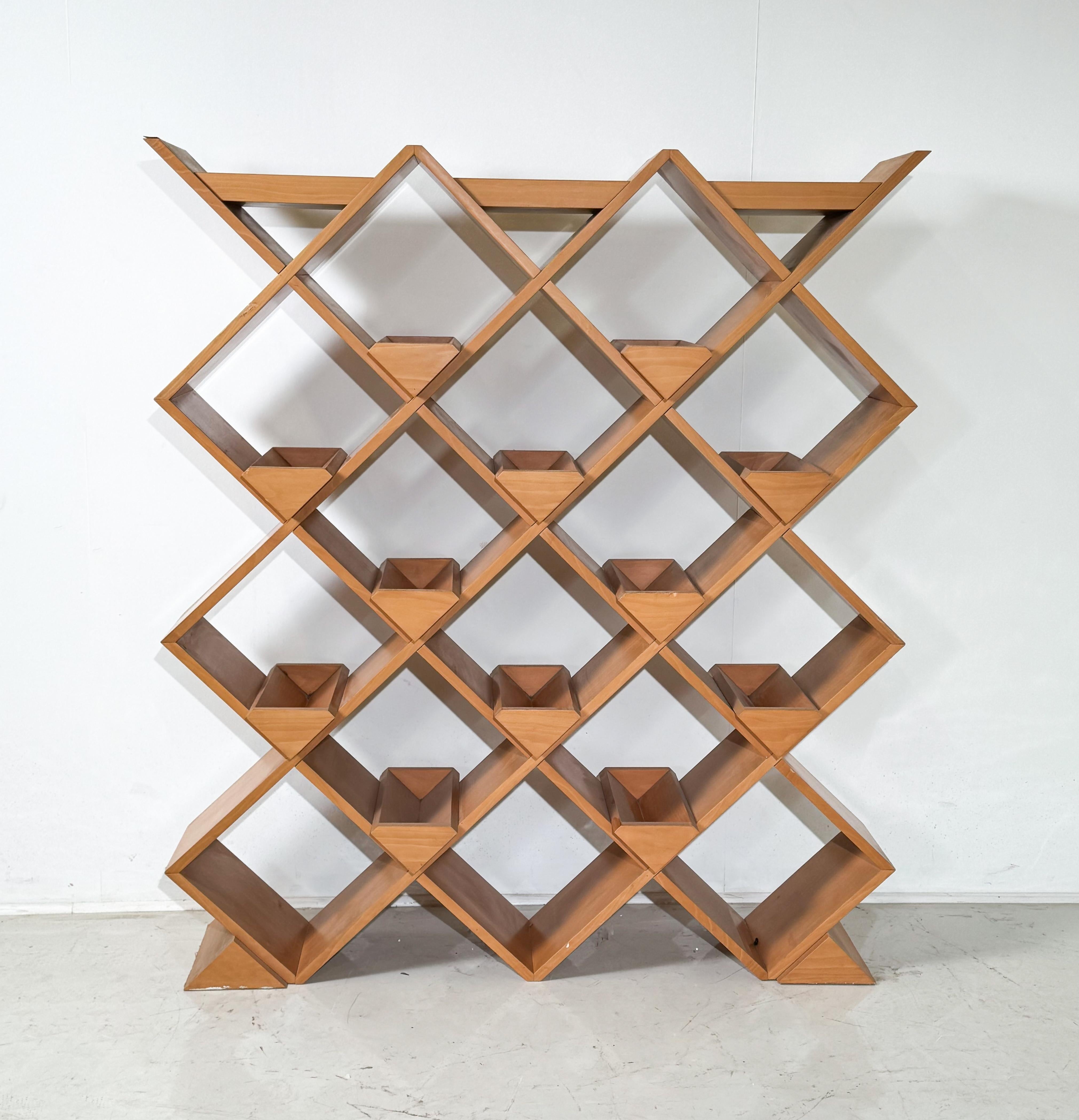 Mid-Century Modern Italian Bottle Rack, 1960s -3 available In Good Condition For Sale In Brussels, BE