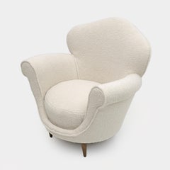 Mid-Century Modern Italian Bouclè Curved Armchair, 1950s