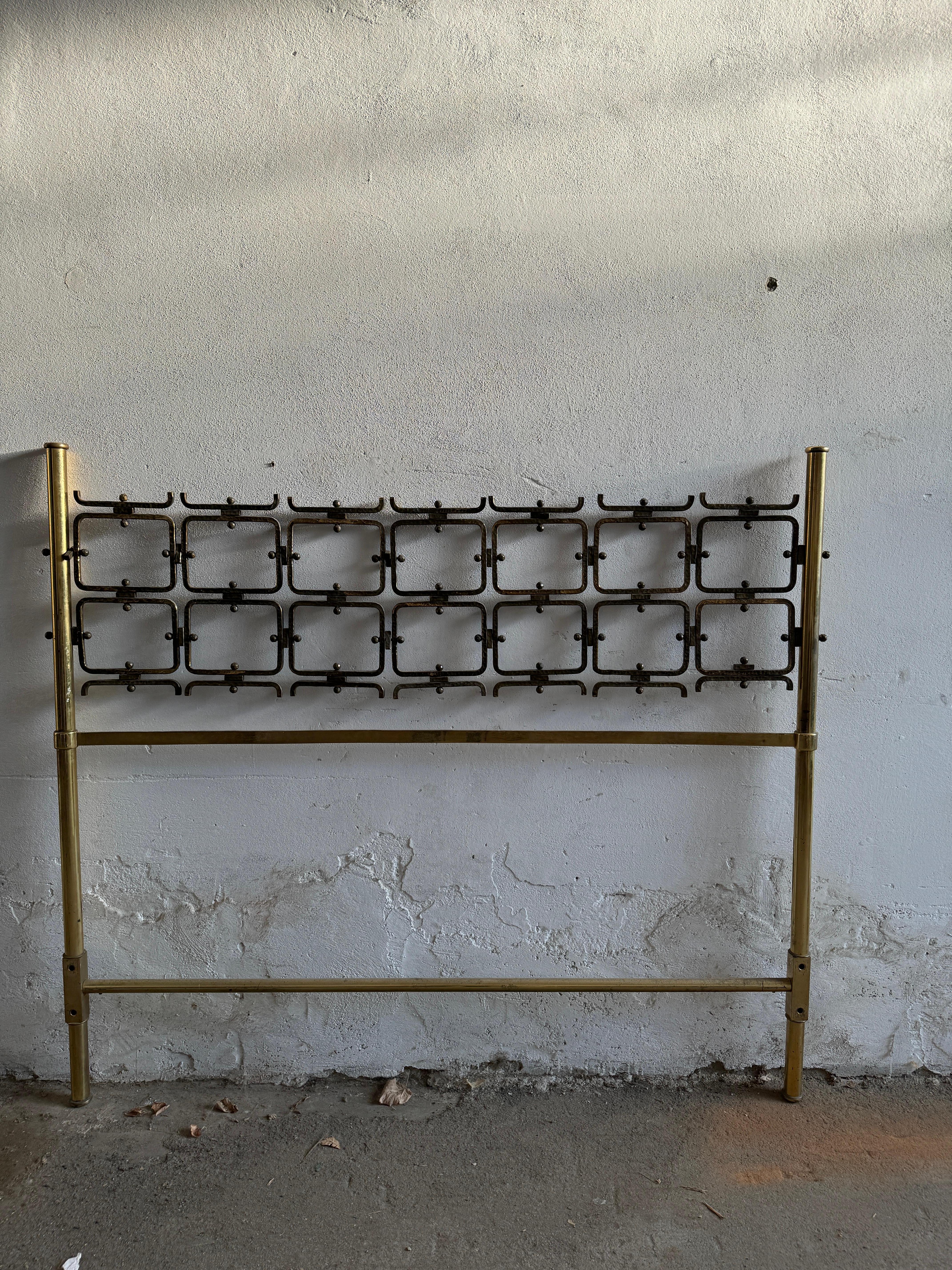 Mid-Century Modern Italian Brass and Bronze Headboard by O.  Borsani and A. Pomodoro. 1960s