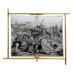 Mid-Century Modern Italian Brass and Curved Etched Glass Sconce, 1950s Mid-Century Modern Italian Brass and Curved Etched Glass Sconce, 1950s