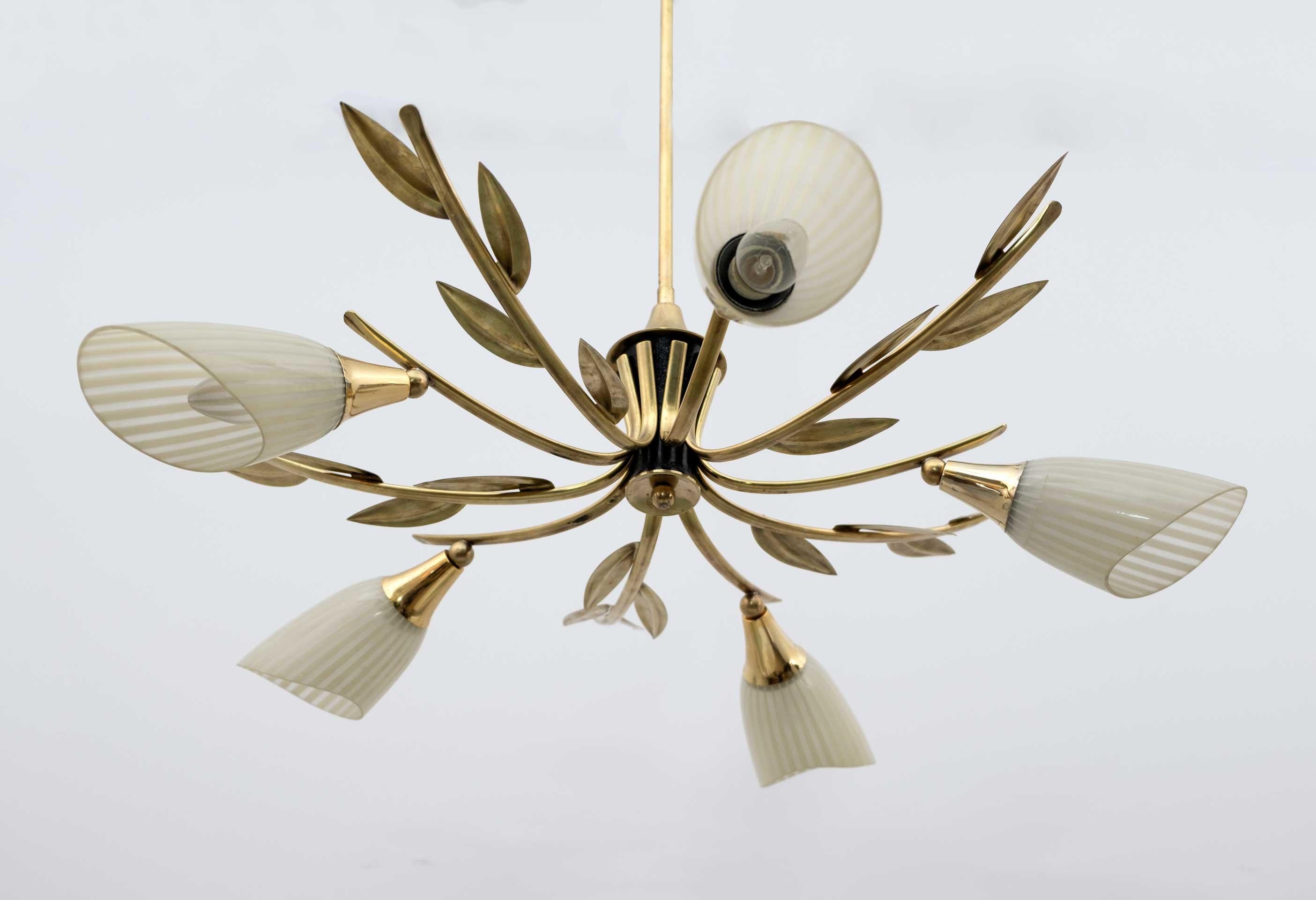 Mid-20th Century Mid-Century Modern Italian Brass and Glass Chandelier, 1960s