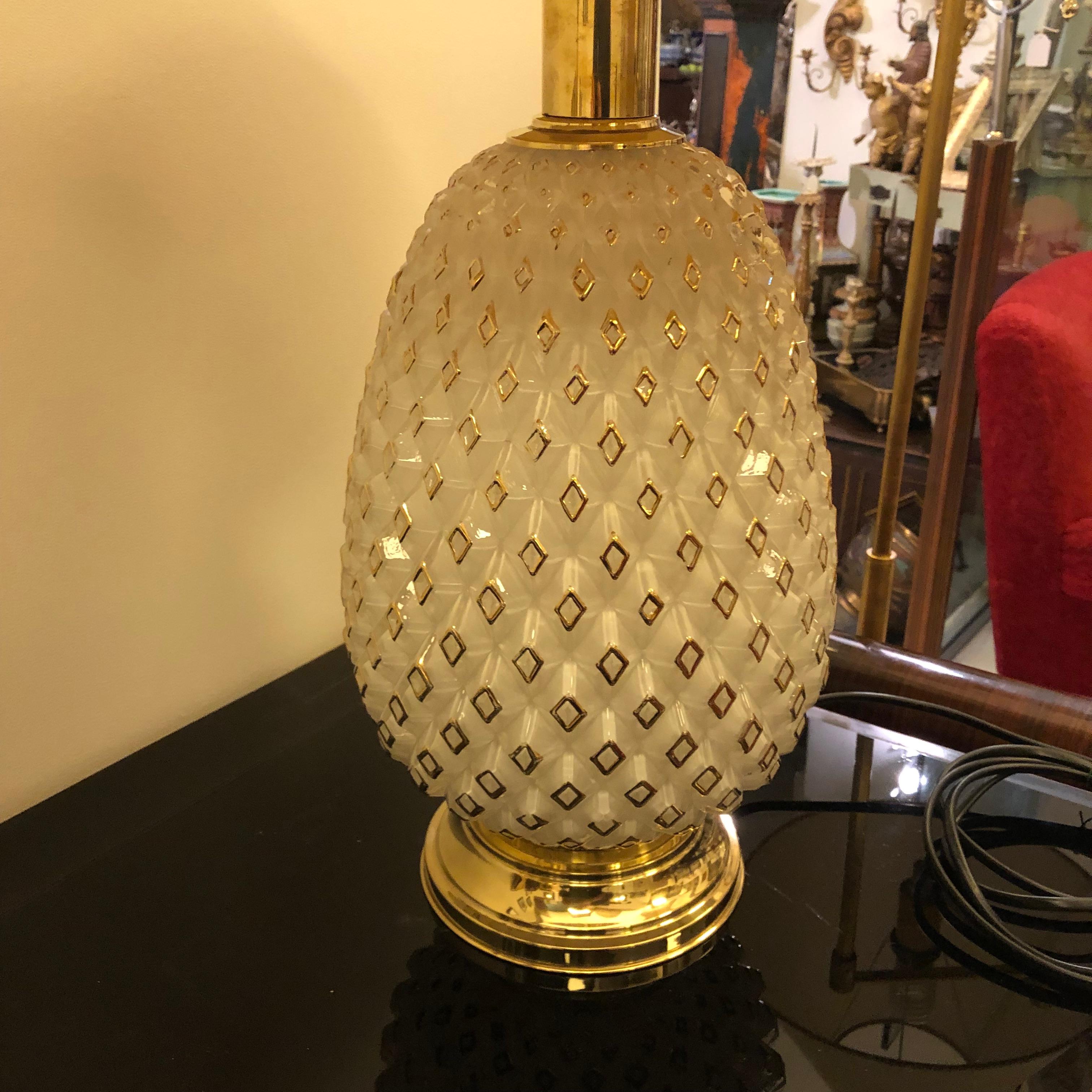 Mid-Century Modern Italian Brass and White Glass Pineapple Table Lamp, 1970 5