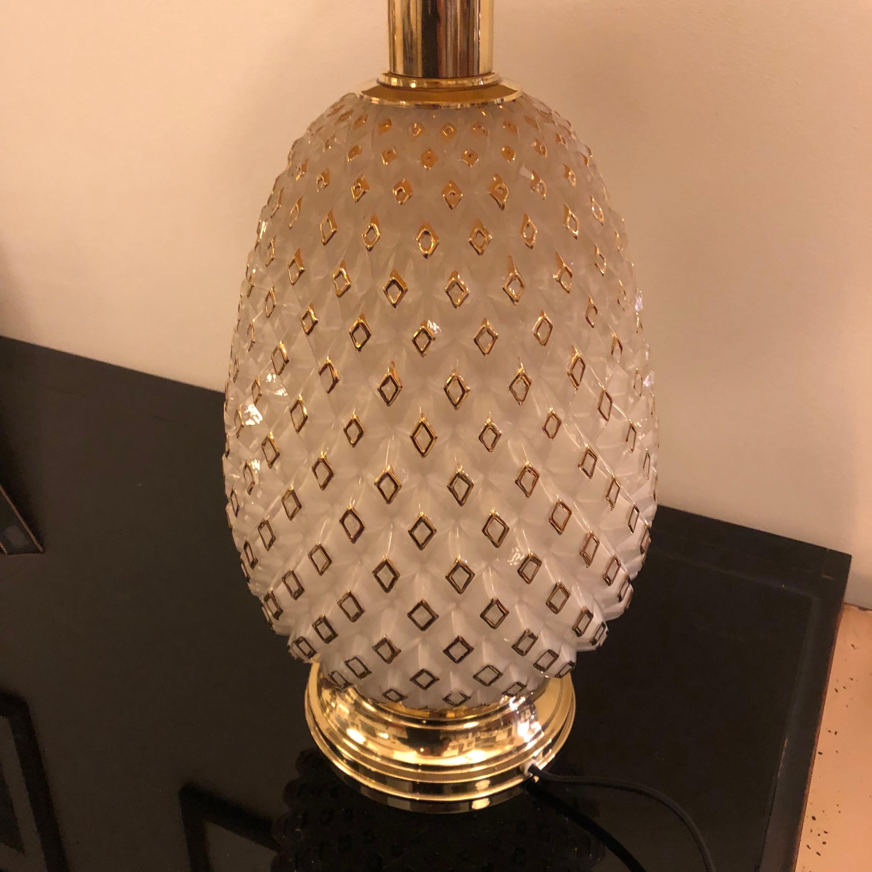 Mid-Century Modern Italian Brass and White Glass Pineapple Table Lamp, 1970 3