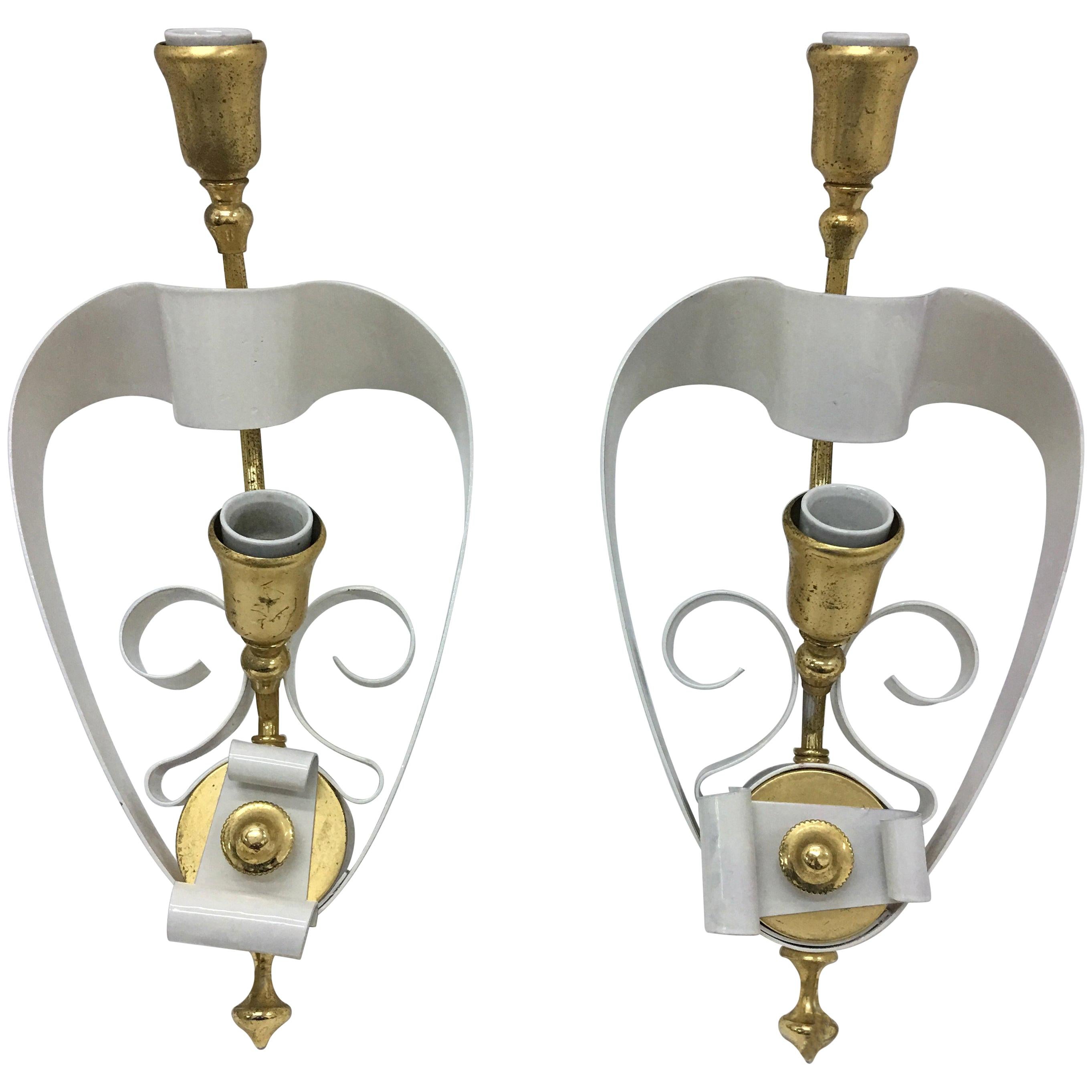 1950s Two Mid-Century Modern Italian Brass and White Painted Metal Wall Sconces For Sale