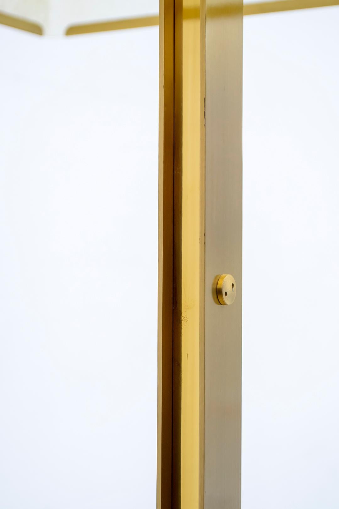 Luciano Frigerio Mid-Century Modern Italian Design Brass Floor Lamp, 1970s 5