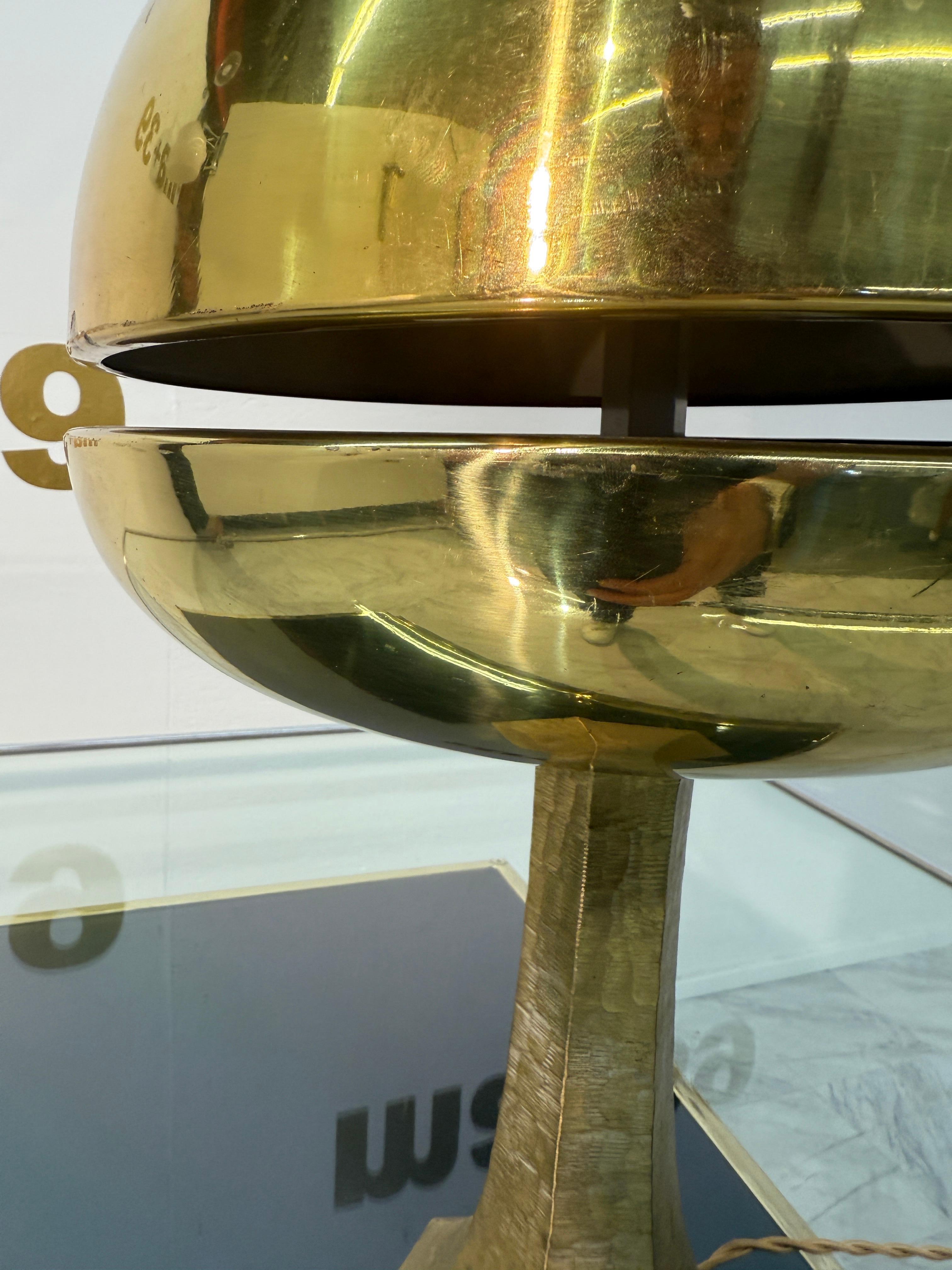 Polished Mid-Century Modern Italian Brass Mushroom Table Lamp, 1960s For Sale