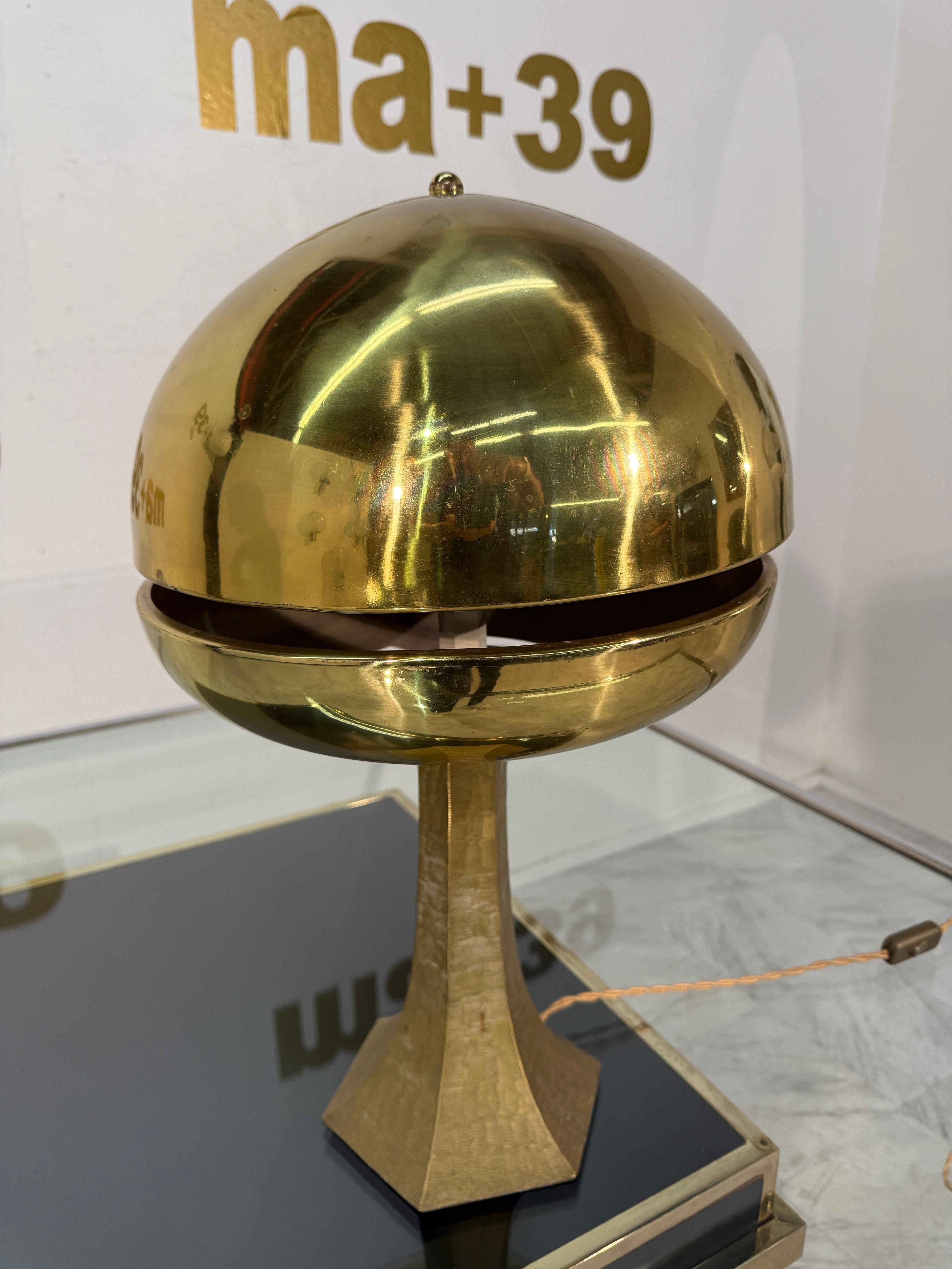 Mid-Century Modern Italian Brass Mushroom Table Lamp, 1960s For Sale 1