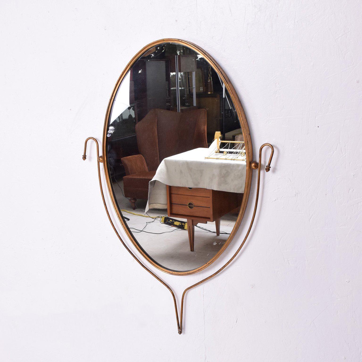 Mid-Century Modern Italian Brass Oval Mirror 3