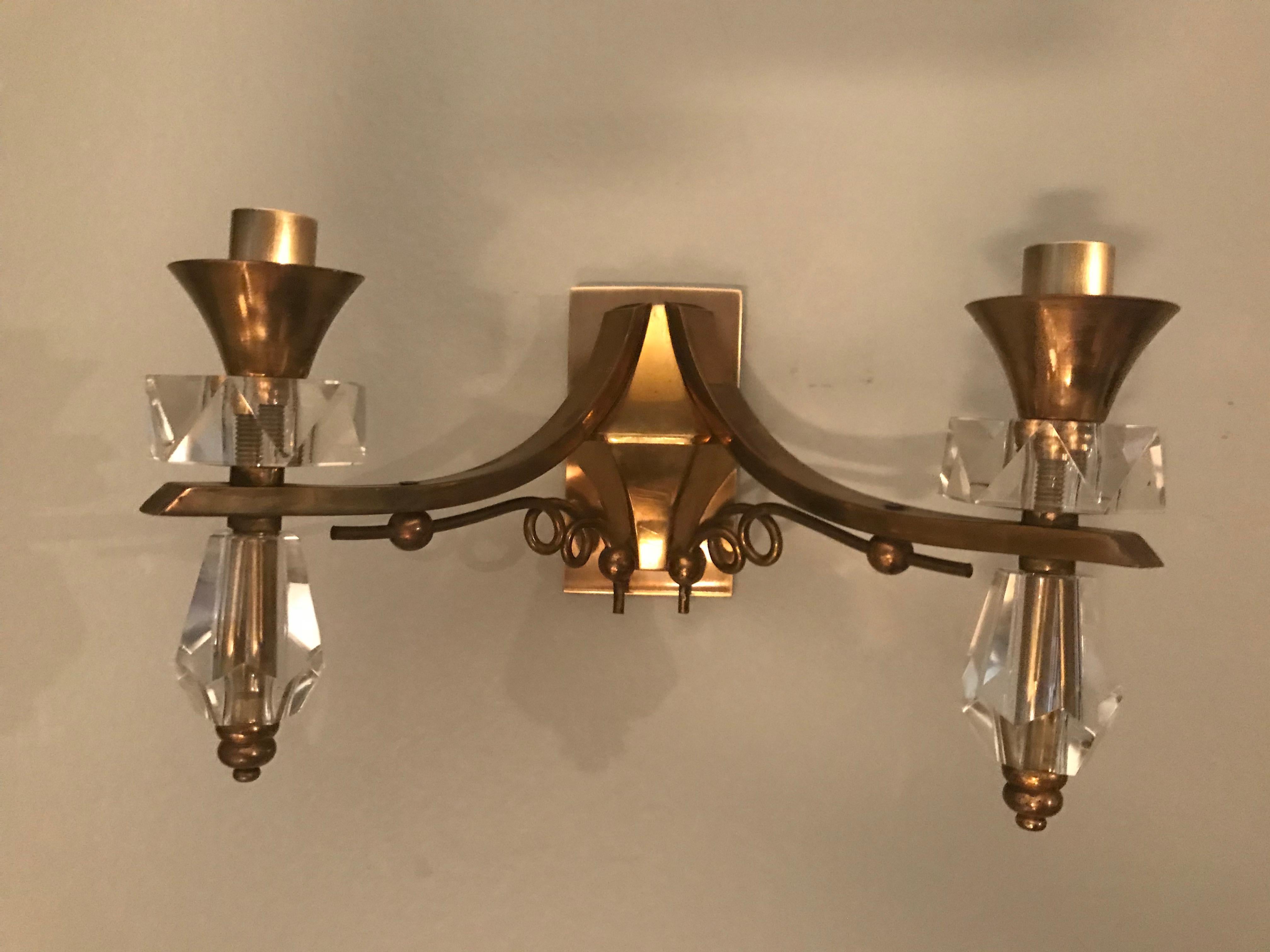 Mid-Century Modern Italian Brass Sconce In Good Condition In New York, NY