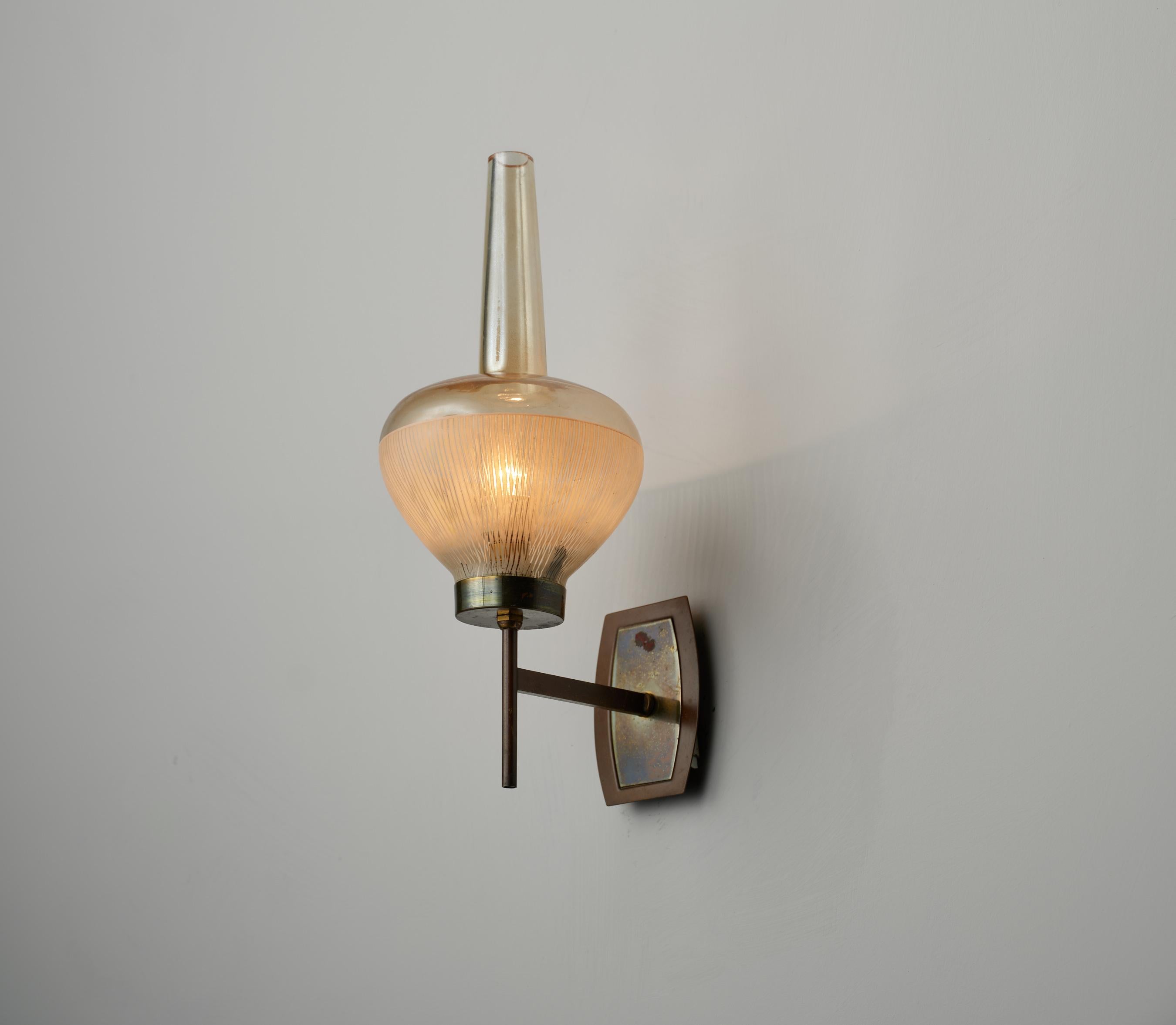 Mid-Century Modern Italian Brass Sconce with Glass Shade For Sale 3