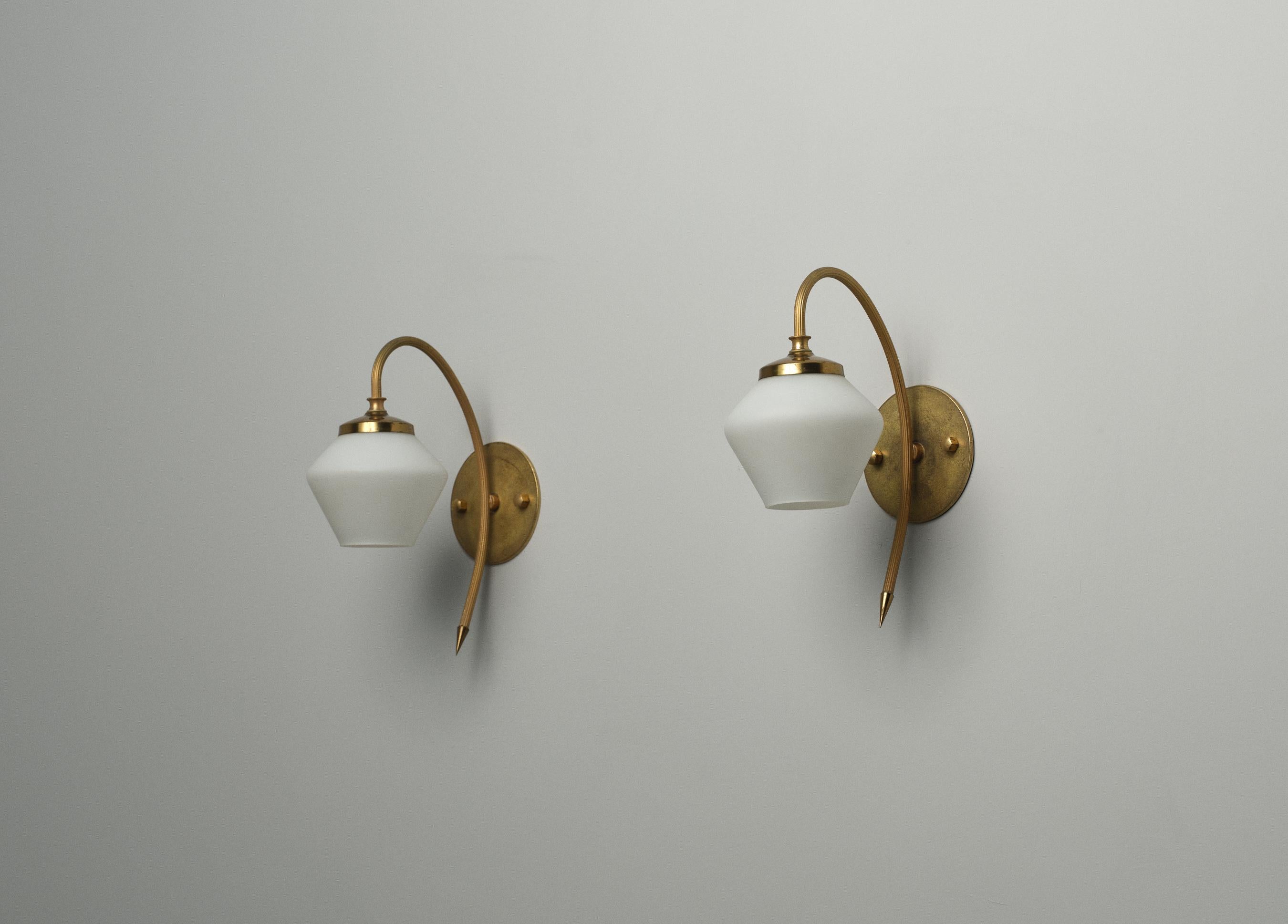 Mid-Century Modern Italian Brass Sconces with Opaline Glass Shades 2