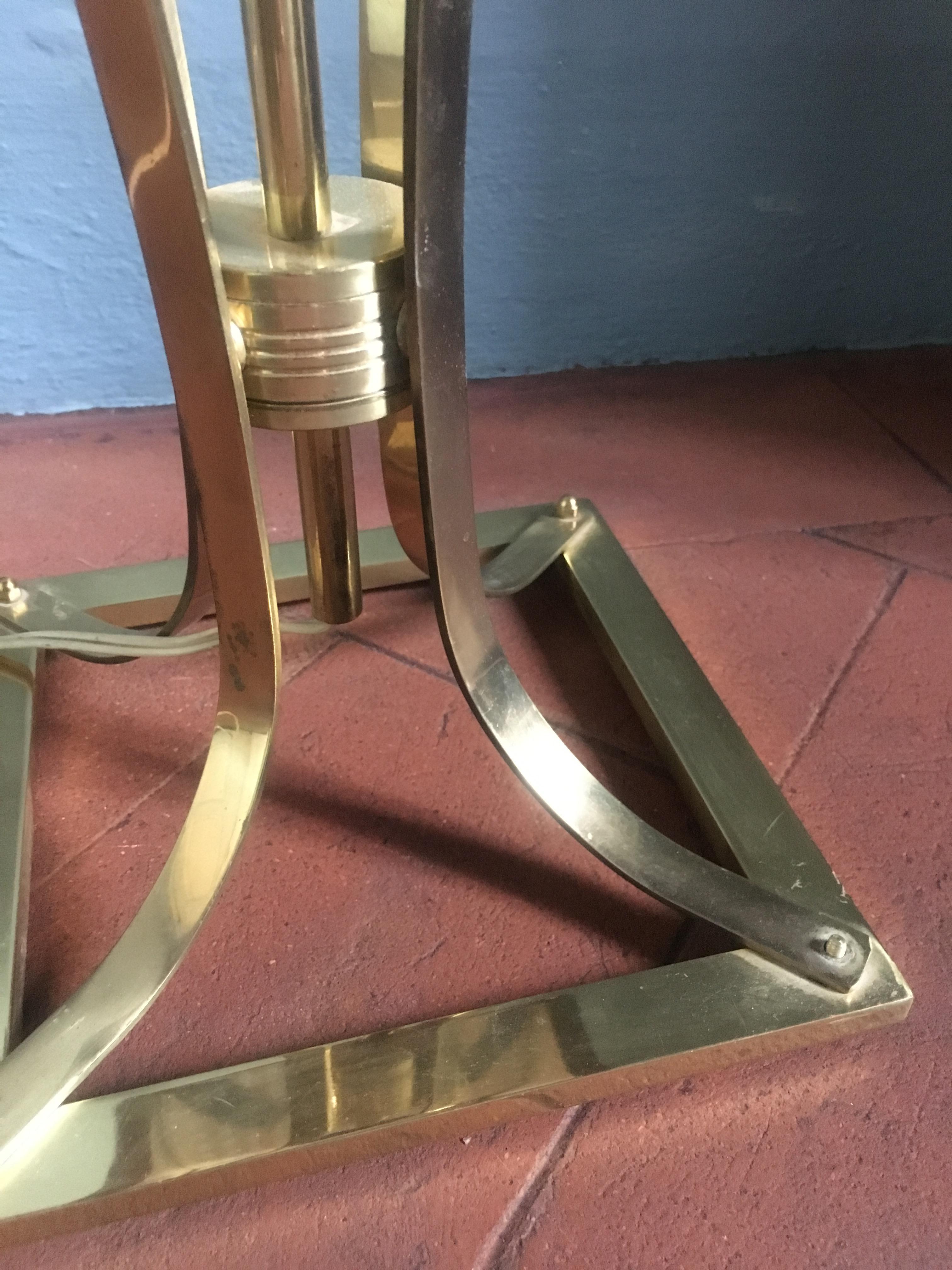 Mid-Century Modern Italian Brass Table Lamp with Vienna Straw and Plexiglass 6