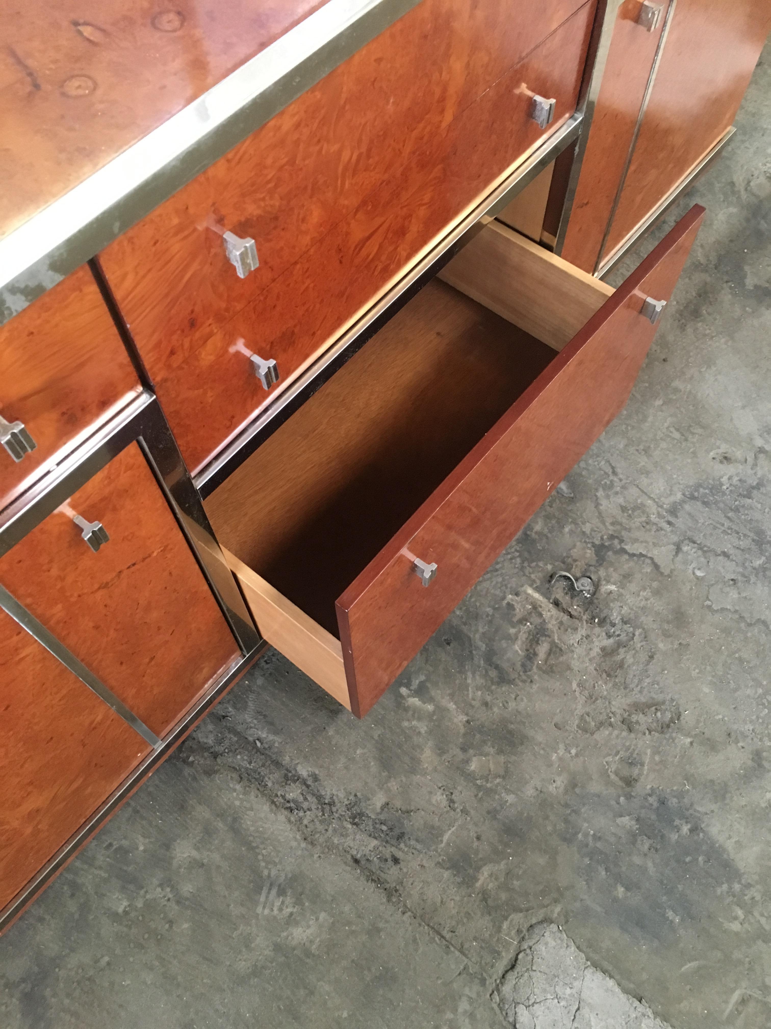 Mid-Century Modern Italian Briar-Root Metal Framed Cupboard or Cabinet, 1970s 9