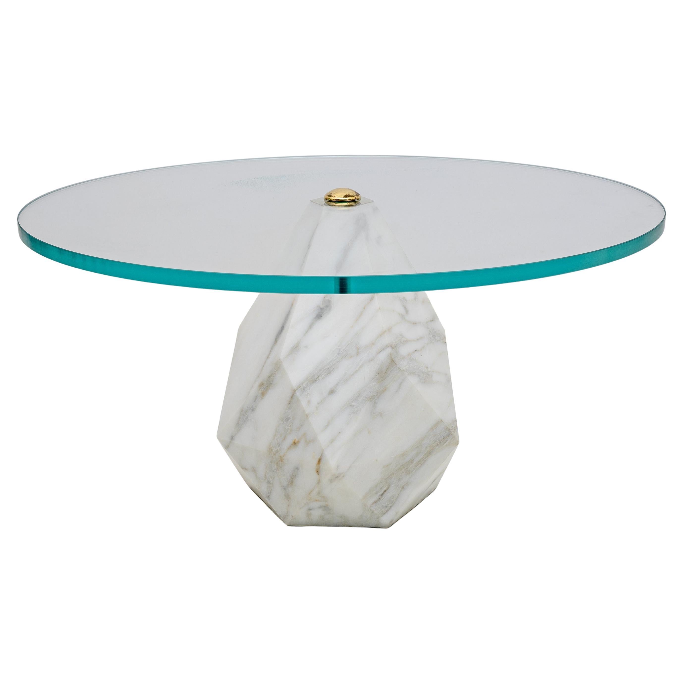Moderner italienischer Carrara-Marmor-Couchtisch aus der Mitte des Jahrhunderts, 1970er Jahre, zwei verfügbar