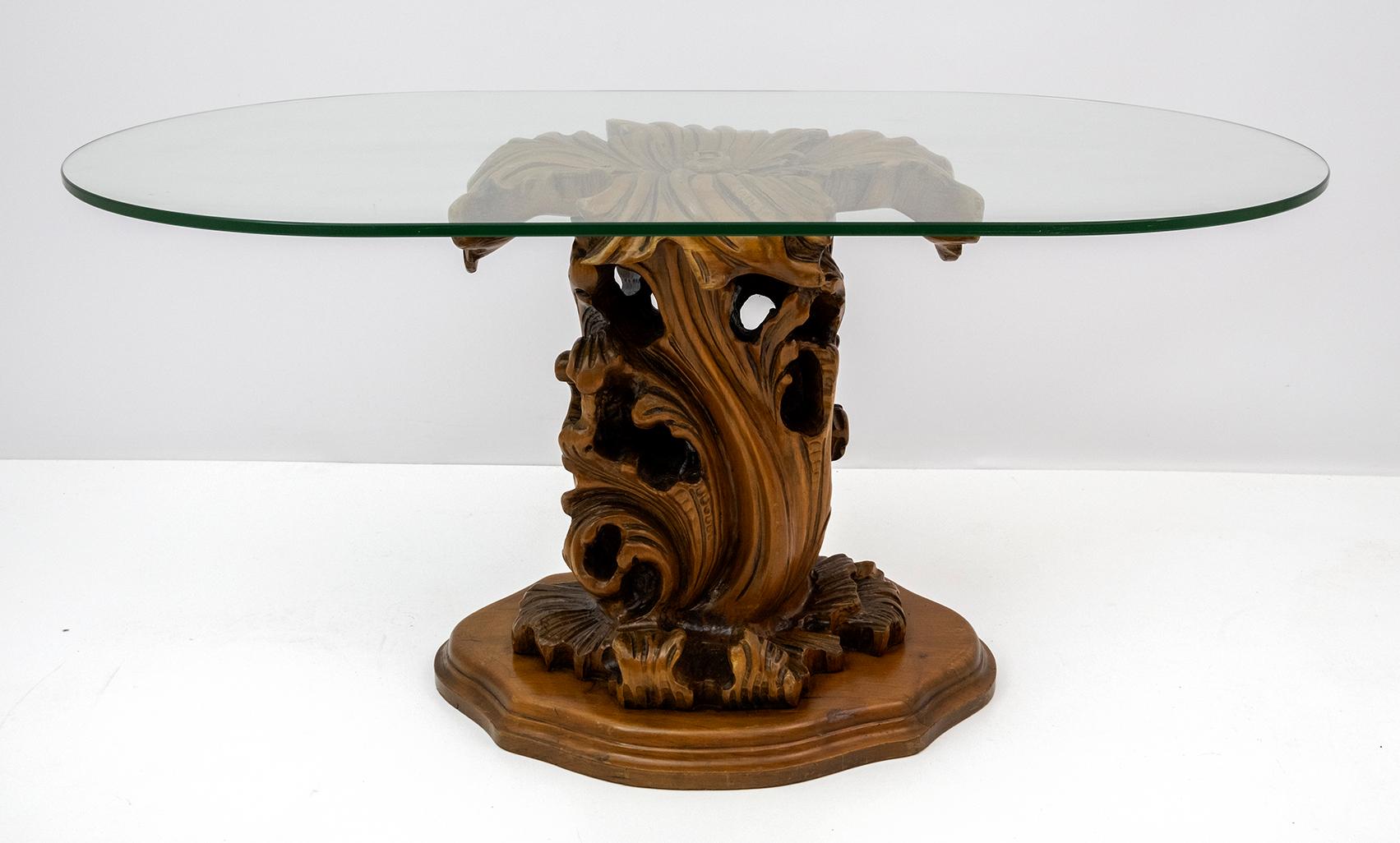 Mid-Century Modern Italian Carved Wood Base Large Curls and Leaves Coffee Table For Sale 3