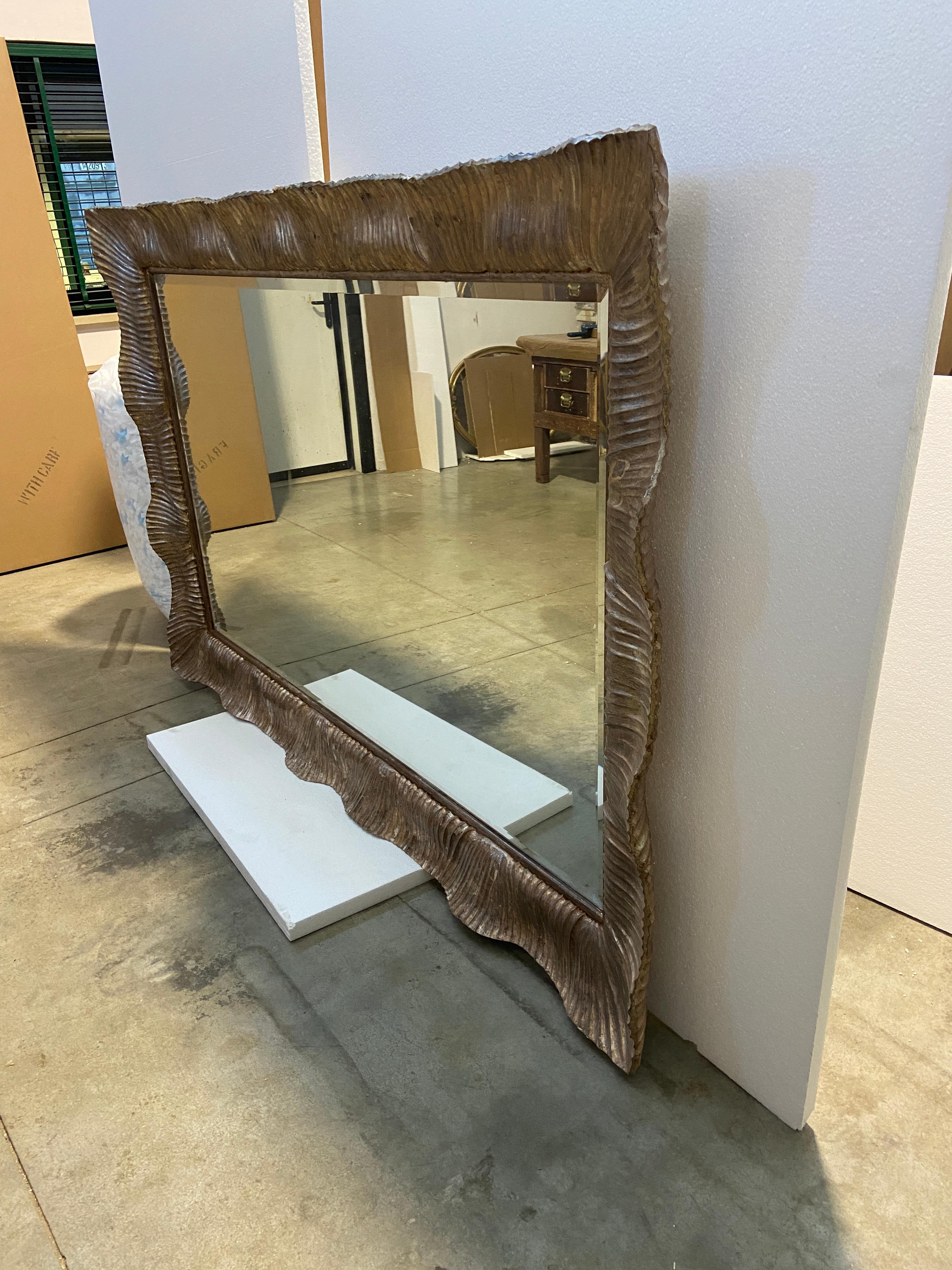 Mid-Century Modern Italian Carved Wood with Antiqued Silver Leaf Framed Mirror In Good Condition In Prato, IT