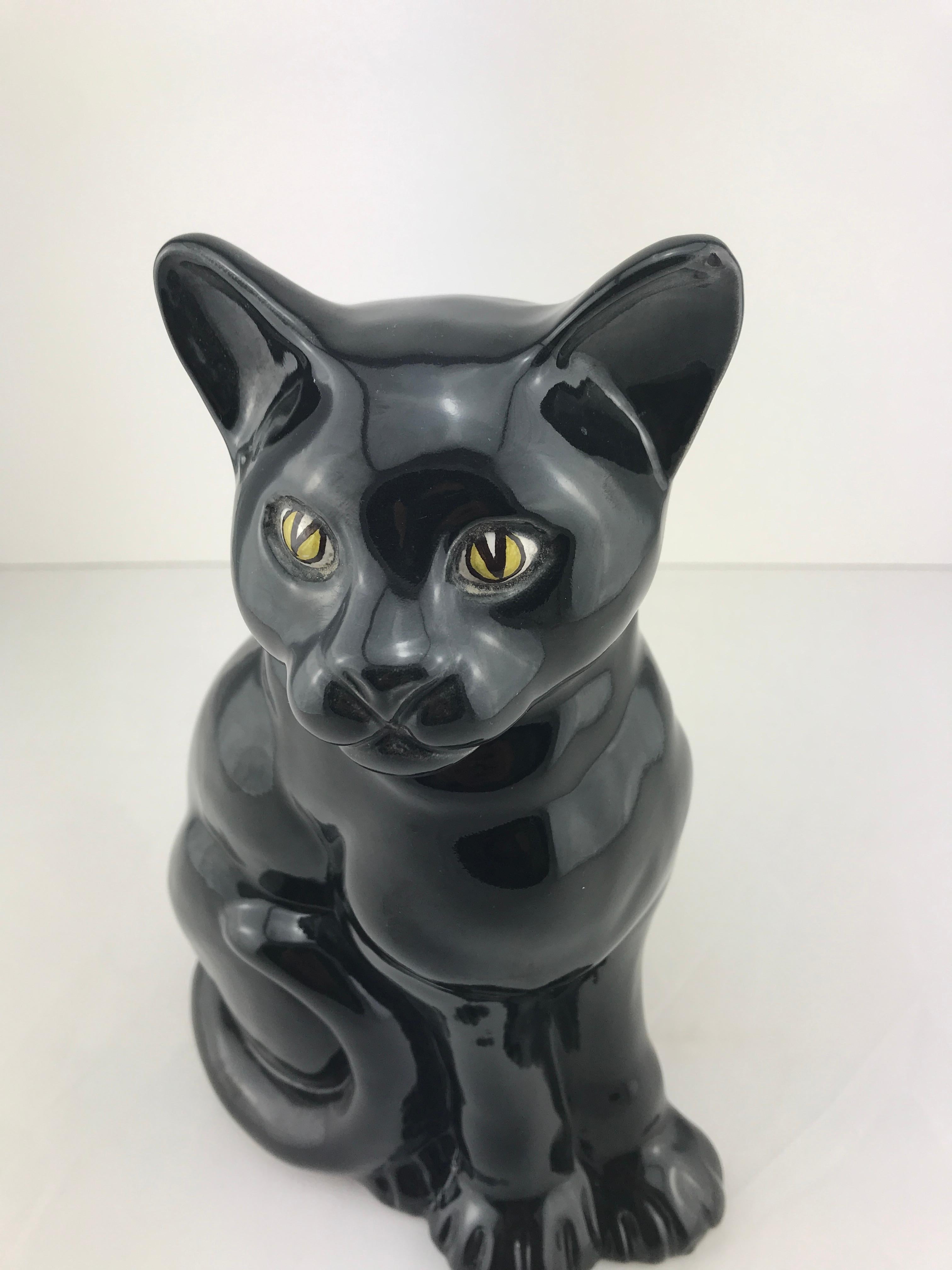 pottery cat