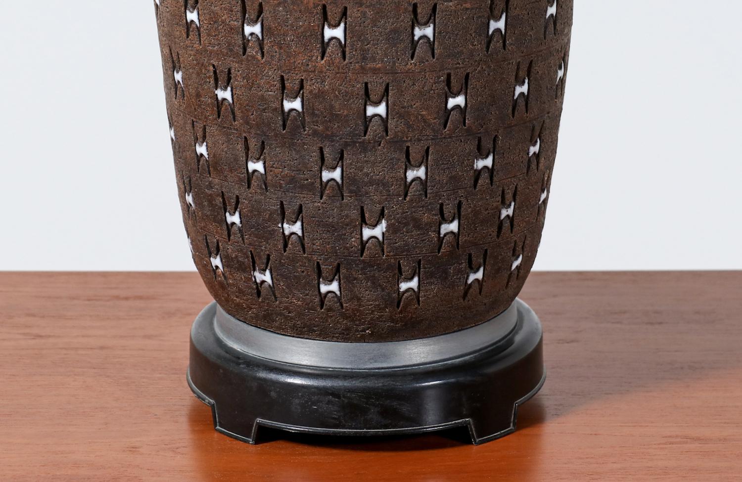 Métal Lampe de table en céramique italienne moderne du milieu du siècle pour Bitossi en vente