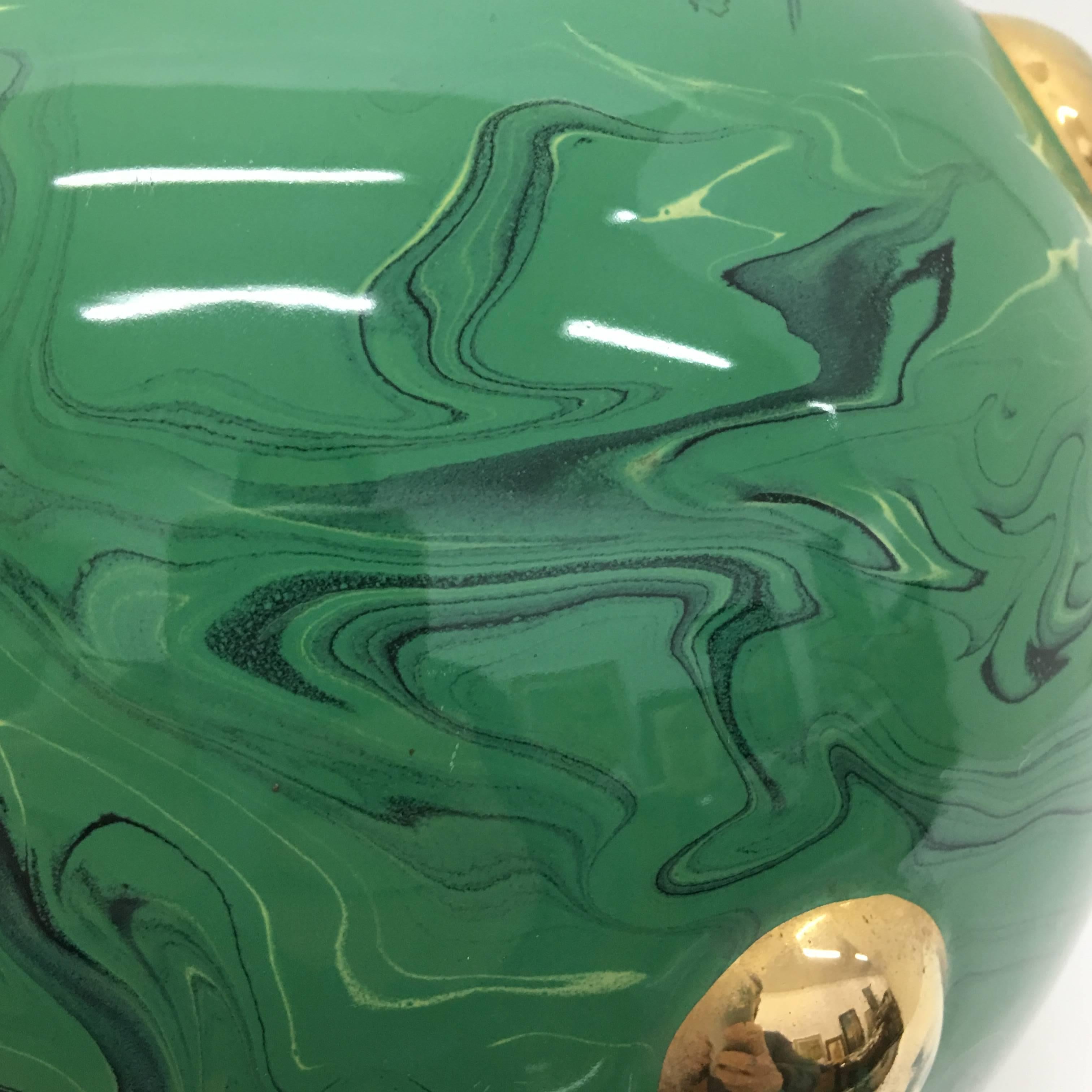Batignani Mid-Century Modern Italian Green Ceramic Round Vase circa 1950 In Good Condition In Aci Castello, IT