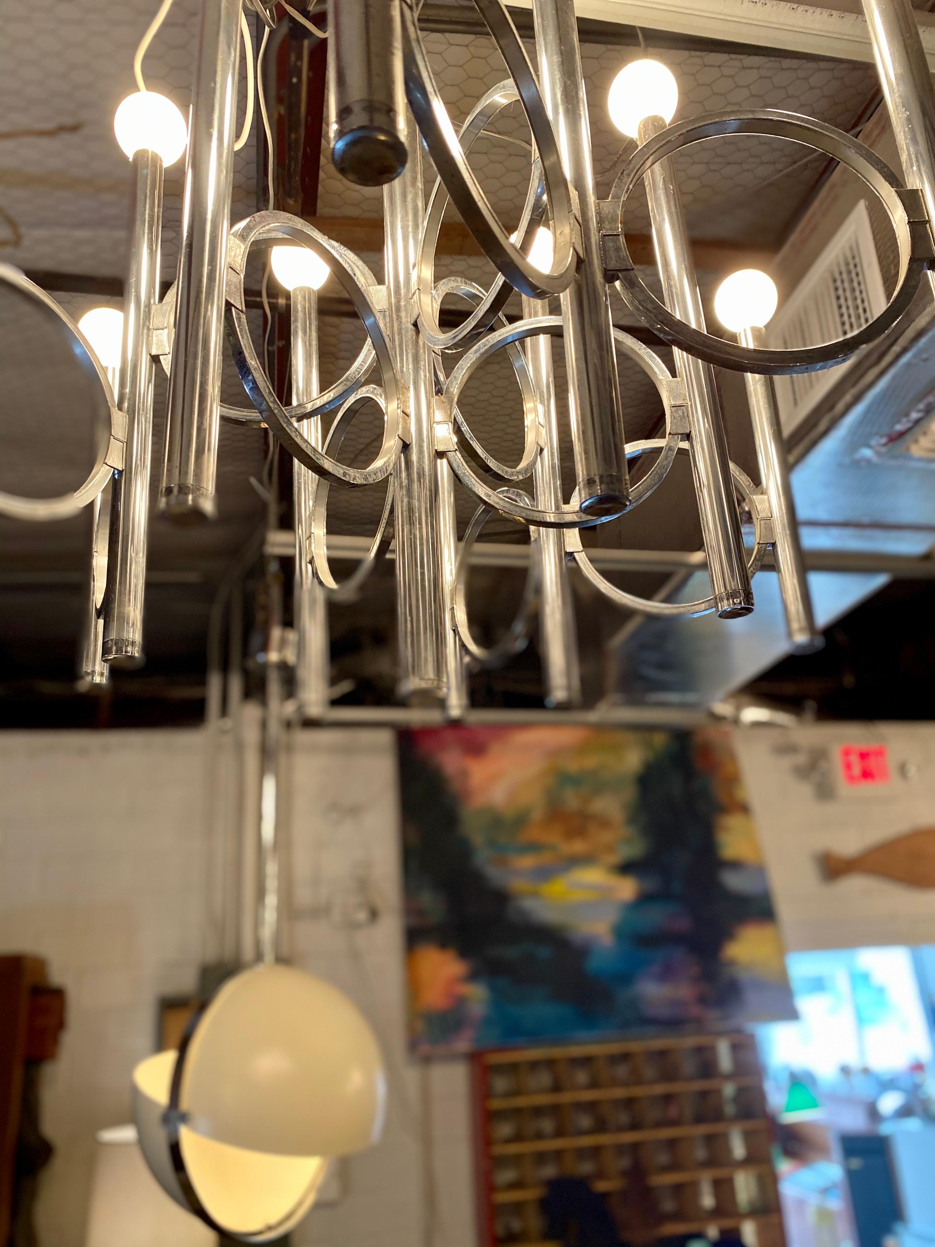 American Mid-Century Modern Italian Chandelier by Sciolari for Lightolier For Sale