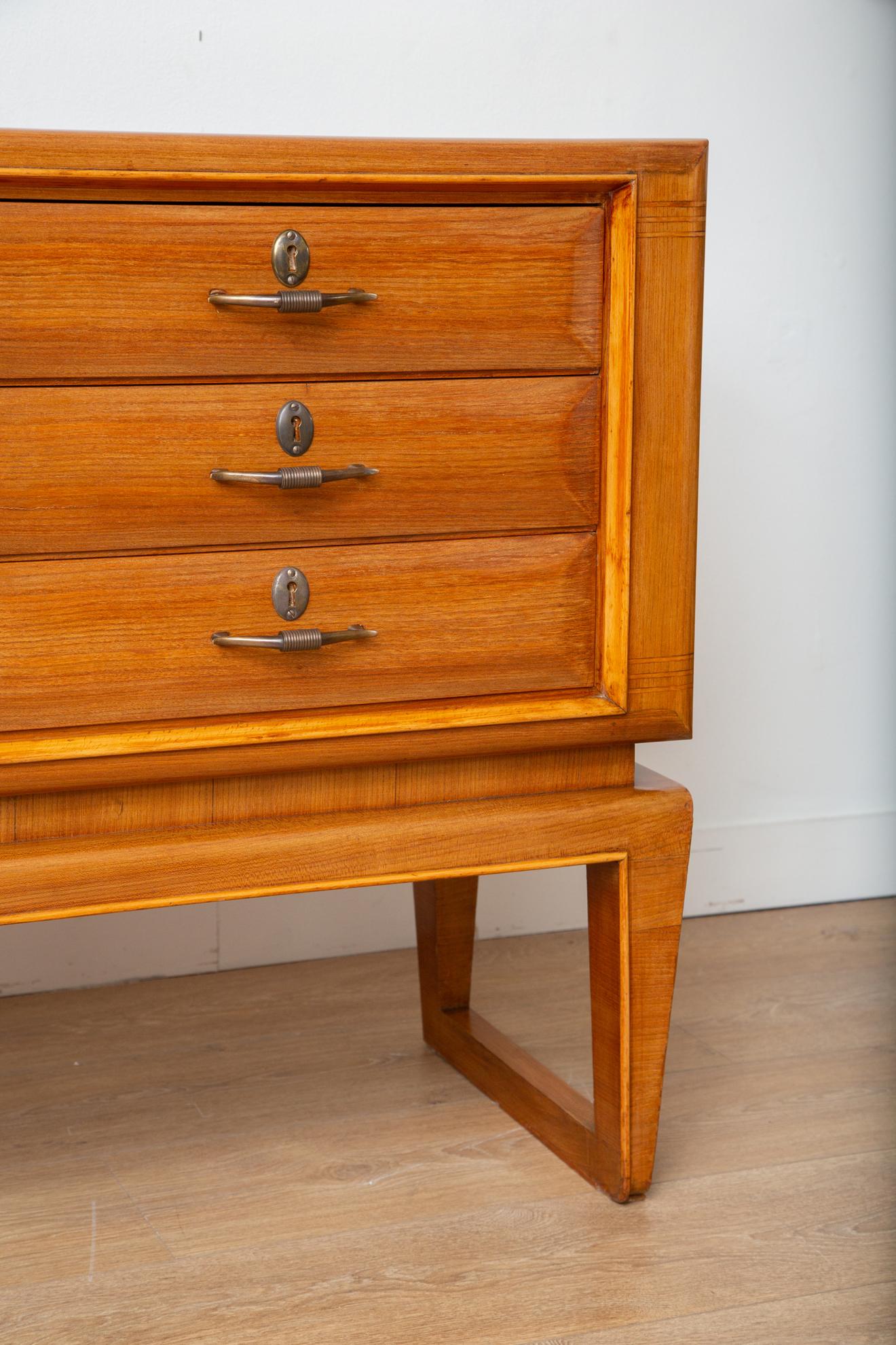 Mid-20th Century Mid-Century Modern Italian Chest of Drawers by Paolo Buffa For Sale