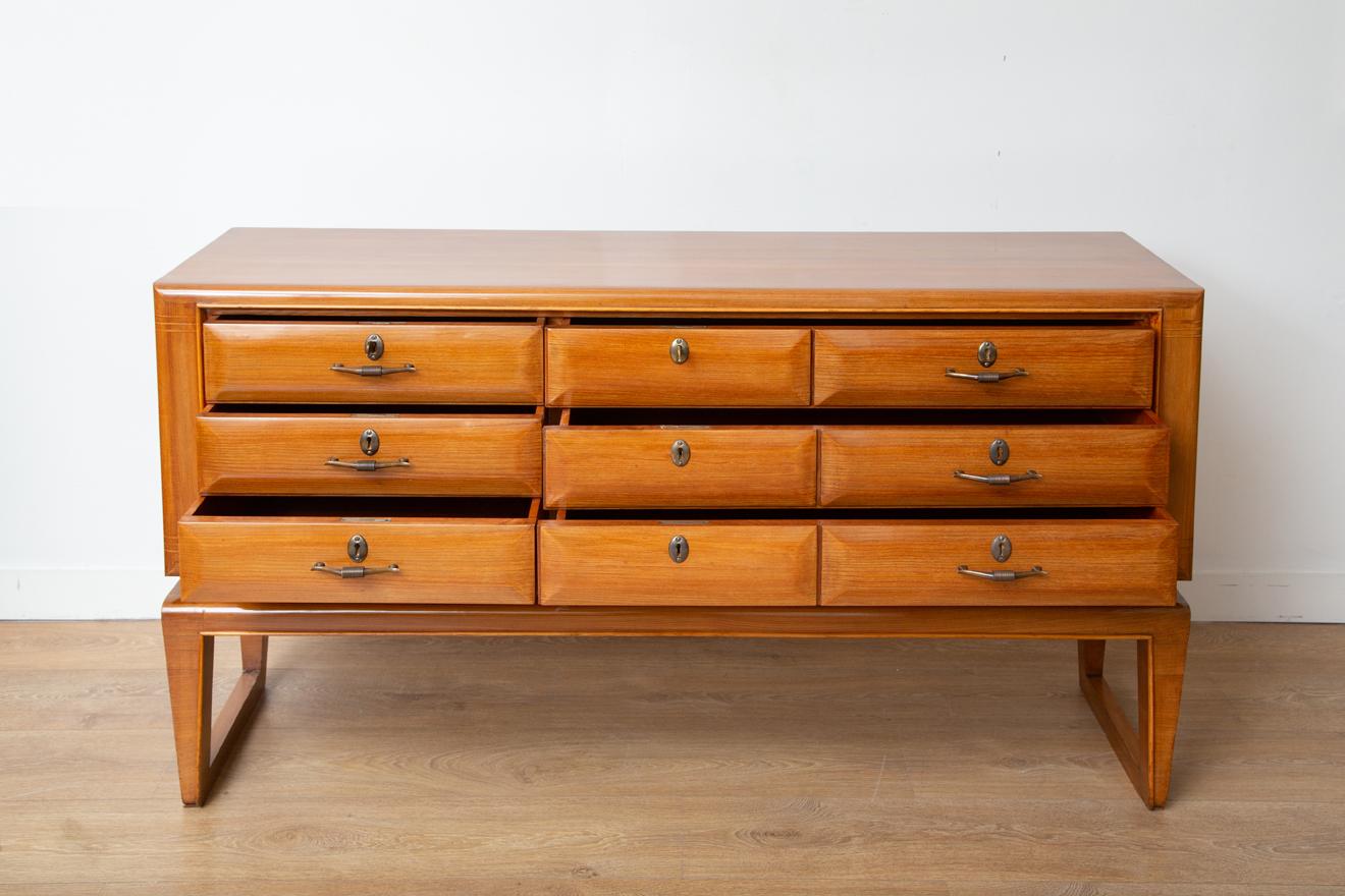 Mid-Century Modern Italian Chest of Drawers by Paolo Buffa For Sale 1