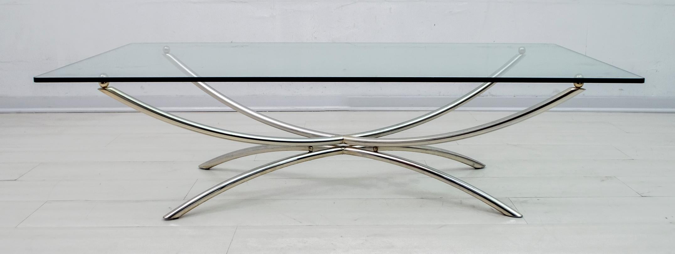 Beautiful coffee table in chromed metal and crystal, Italian production of the 1970s.