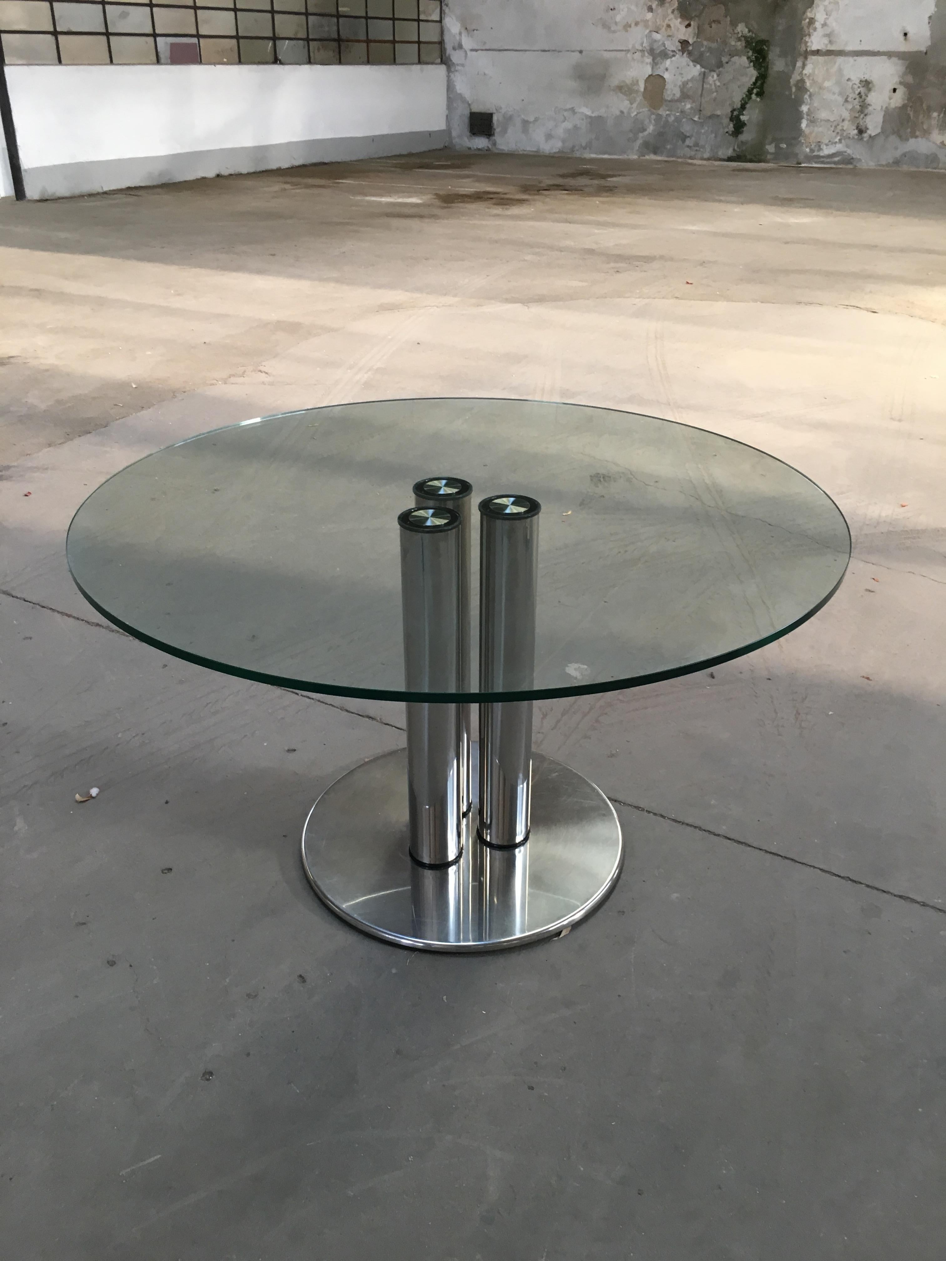 Table italienne moderne du milieu du siècle à base de chrome et plateau en verre fumé, modèle 