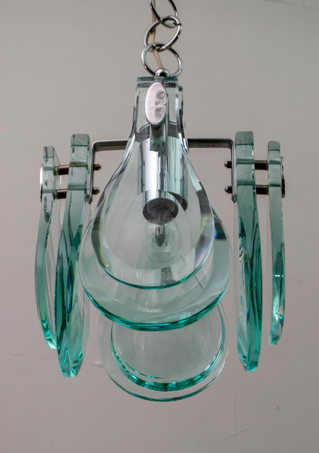 Lampe à suspension italienne mi-siècle moderne en chrome et verre épais par Veca, années 1960 en vente 2
