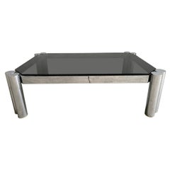 Table basse italienne chromée moderne du milieu du siècle dernier avec plateau en verre fumé, 1970