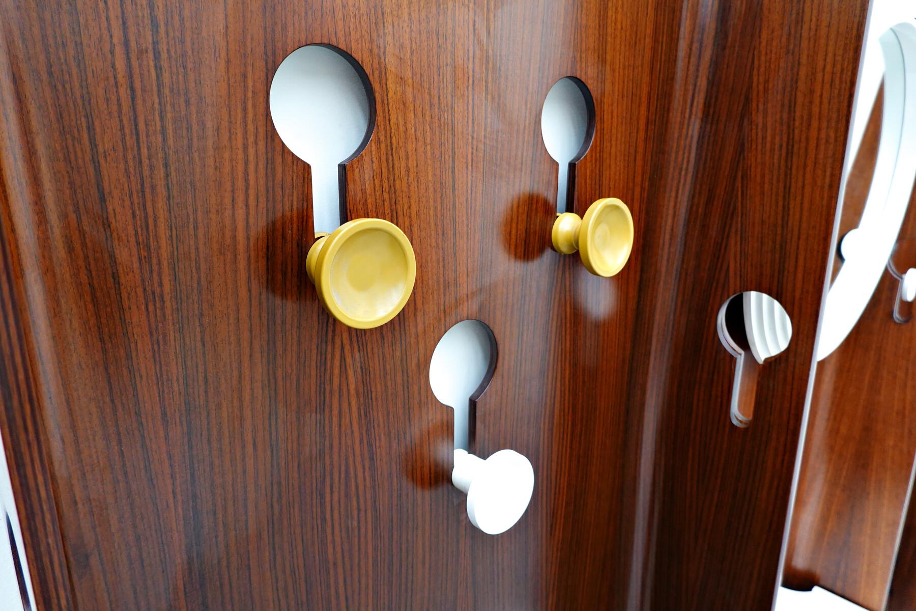 Porte-manteaux italien moderne du milieu du siècle dernier par Carlo de Carli, années 1960 en vente 1