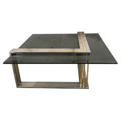 Table basse ou de canapé italienne mi-siècle moderne par Romeo Rega. 1970