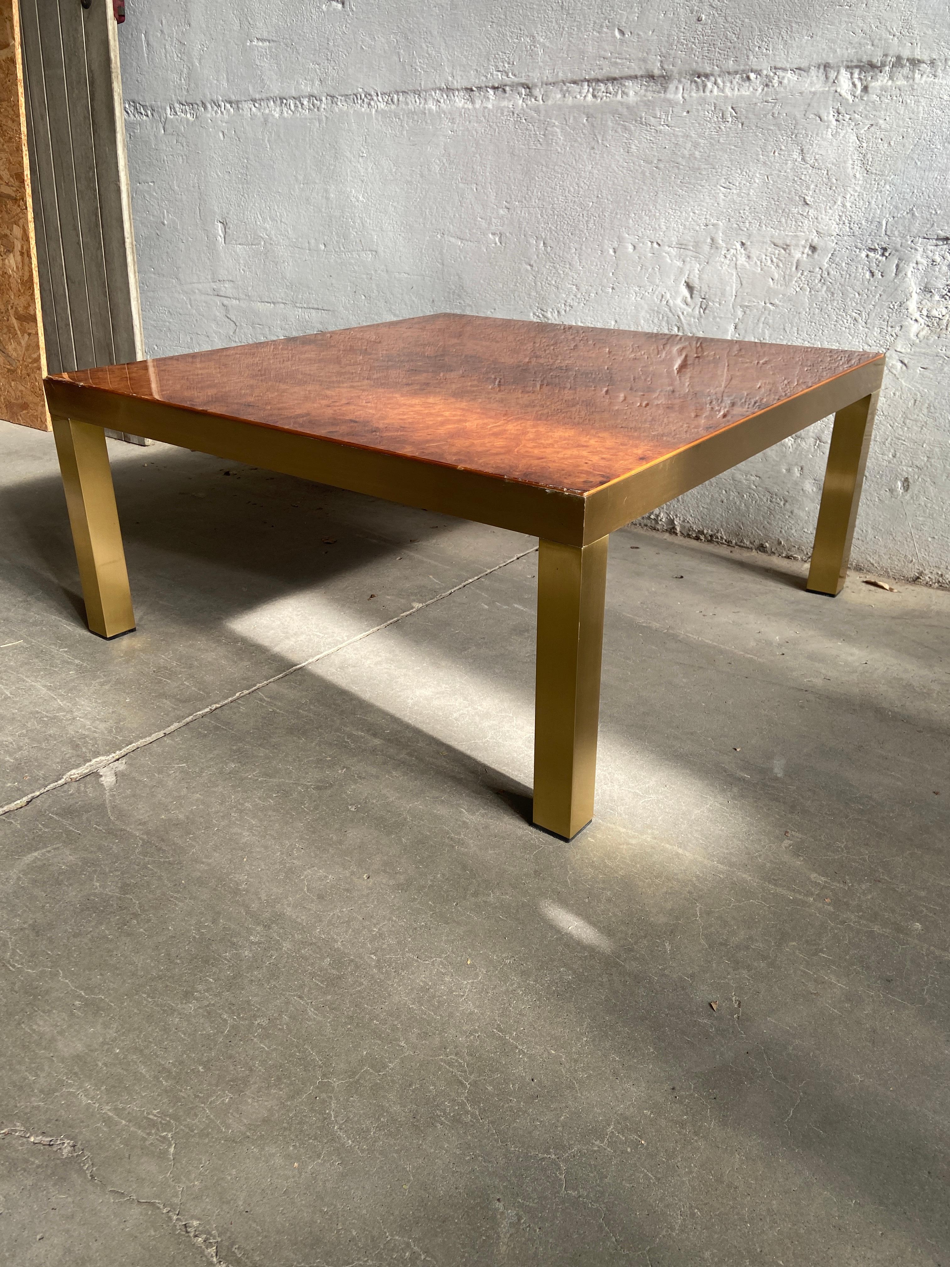 Gilt Mid-Century Modern Italian Coffee or Sofa Table with Briar-Root Top, 1970s For Sale