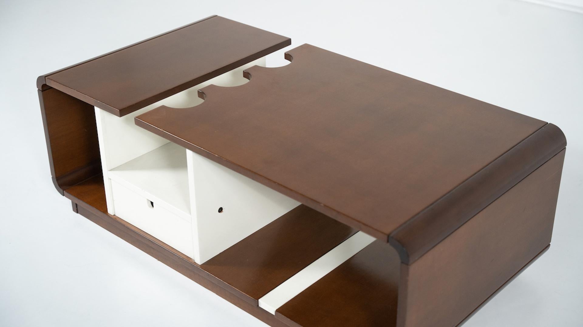 Table basse italienne The Moderns, années 1960 en vente 2