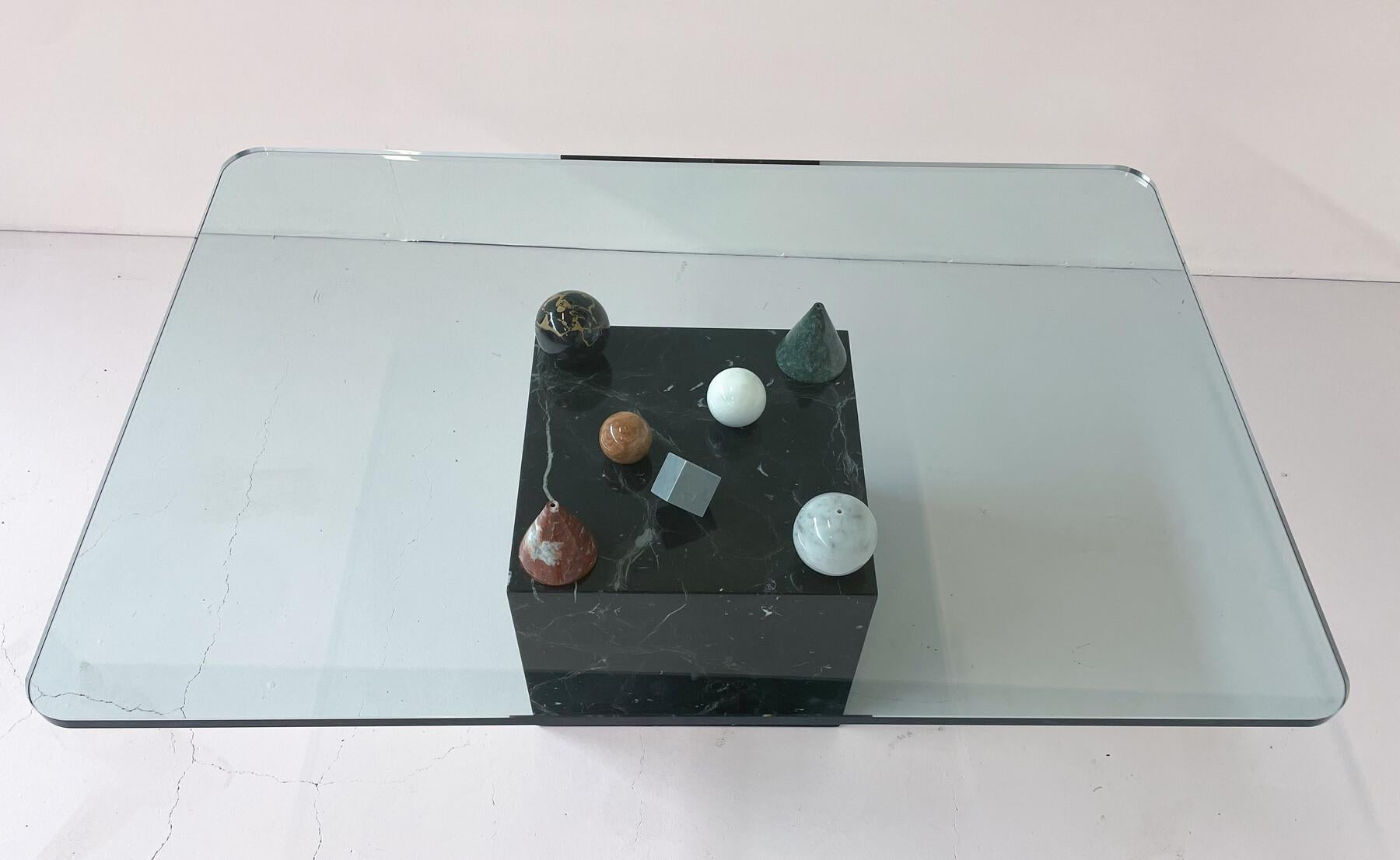 Mid-Century Modern Italian Coffee Table, Marble and Glass, 1980s For Sale 1