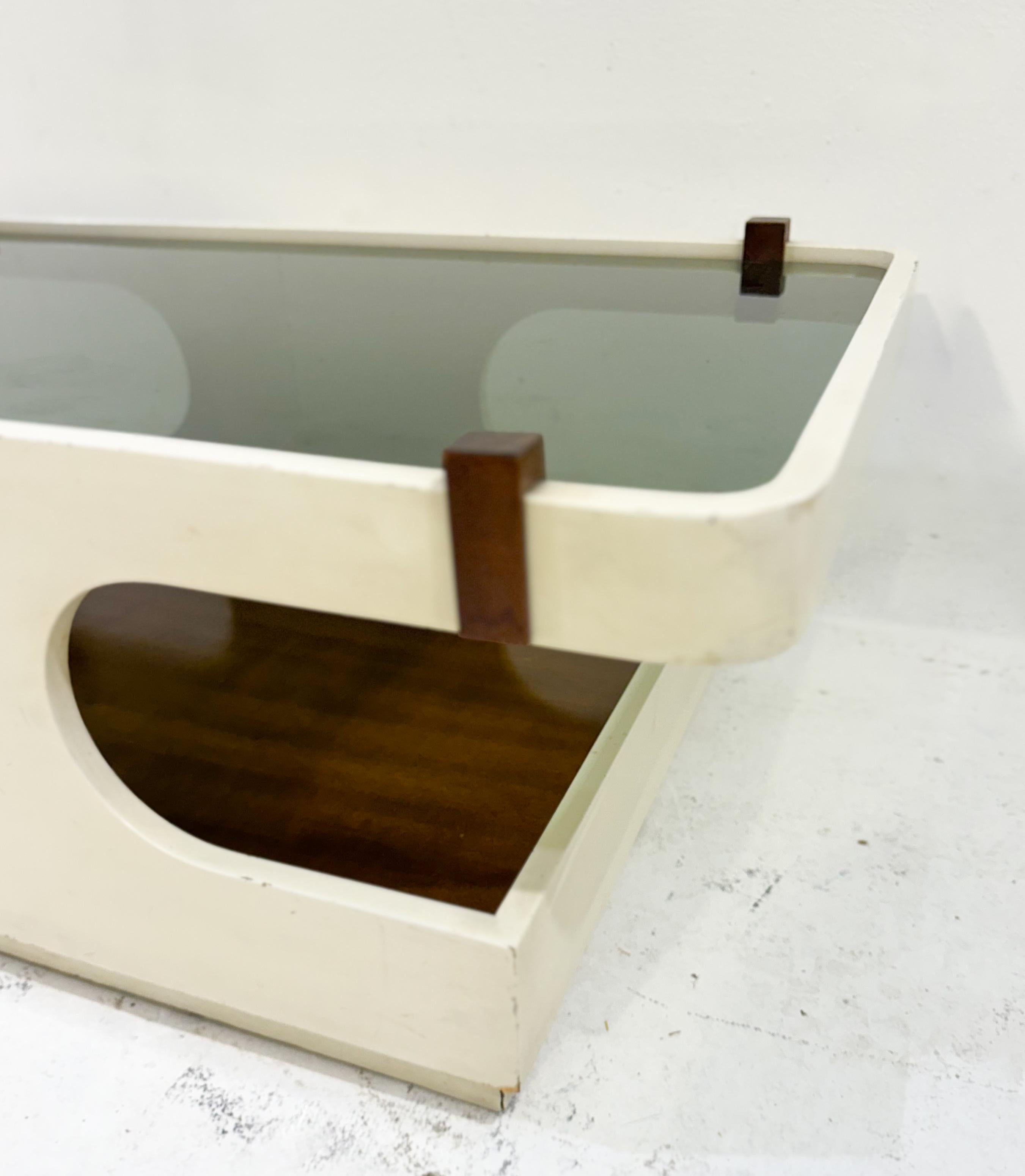Mid-Century Modern Italian Coffee Table, Wood and Glass,  1970s For Sale 4