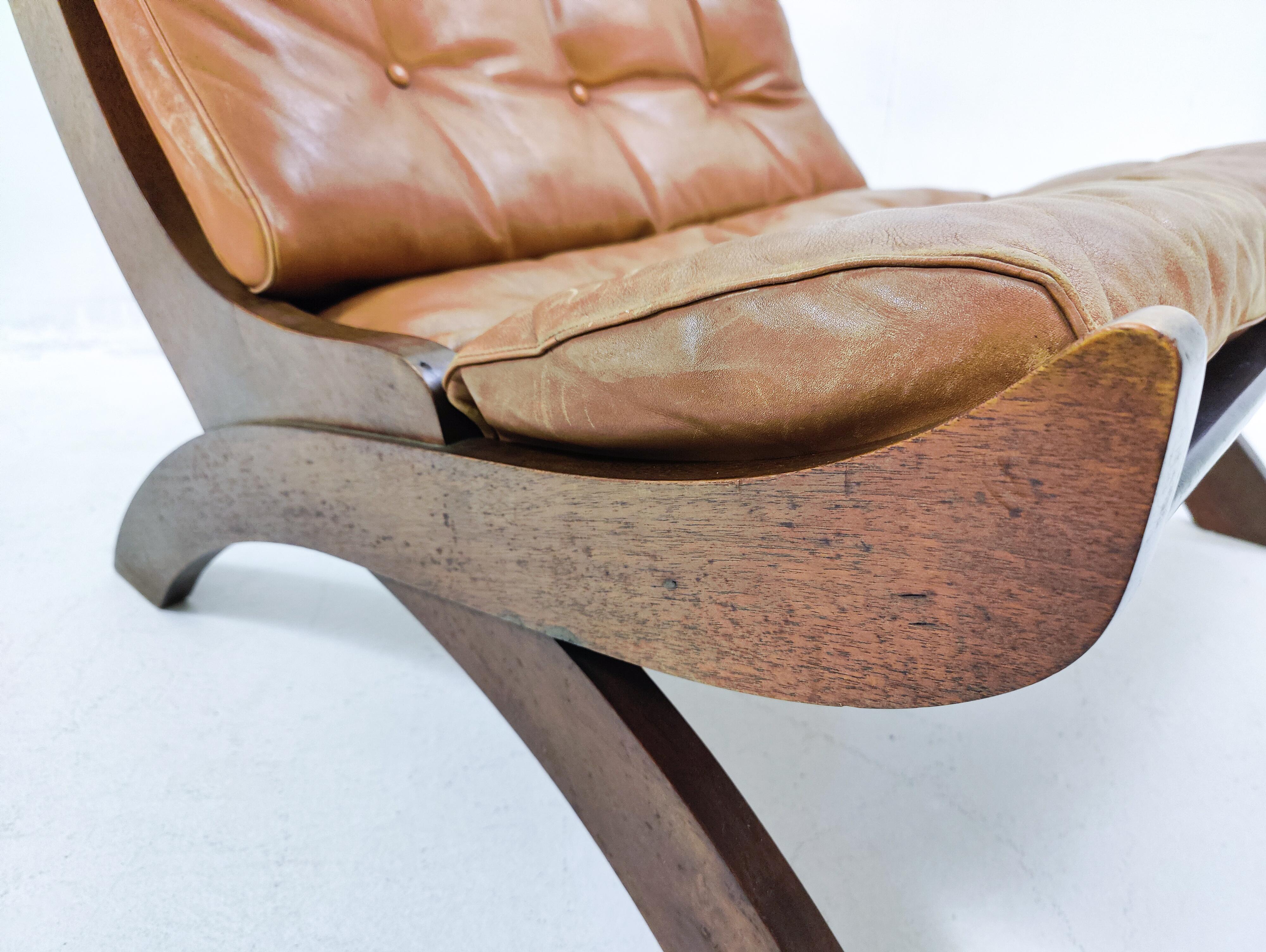 Wood Mid-Century Modern Italian Cognac Leather Armchairs, 1960s For Sale