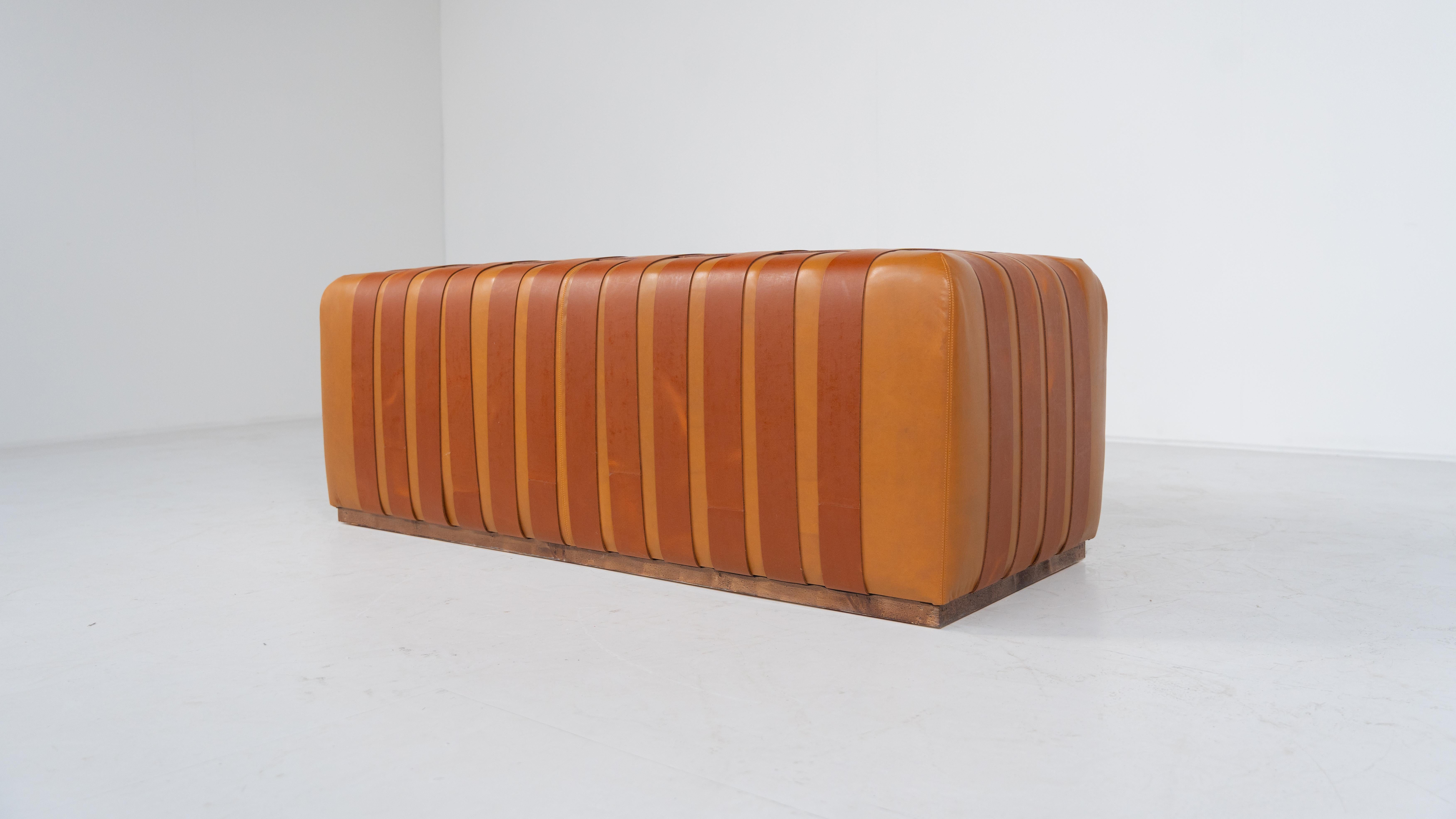 Late 20th Century Mid-Century Modern Italian Cognac Leather Bench, 1980s