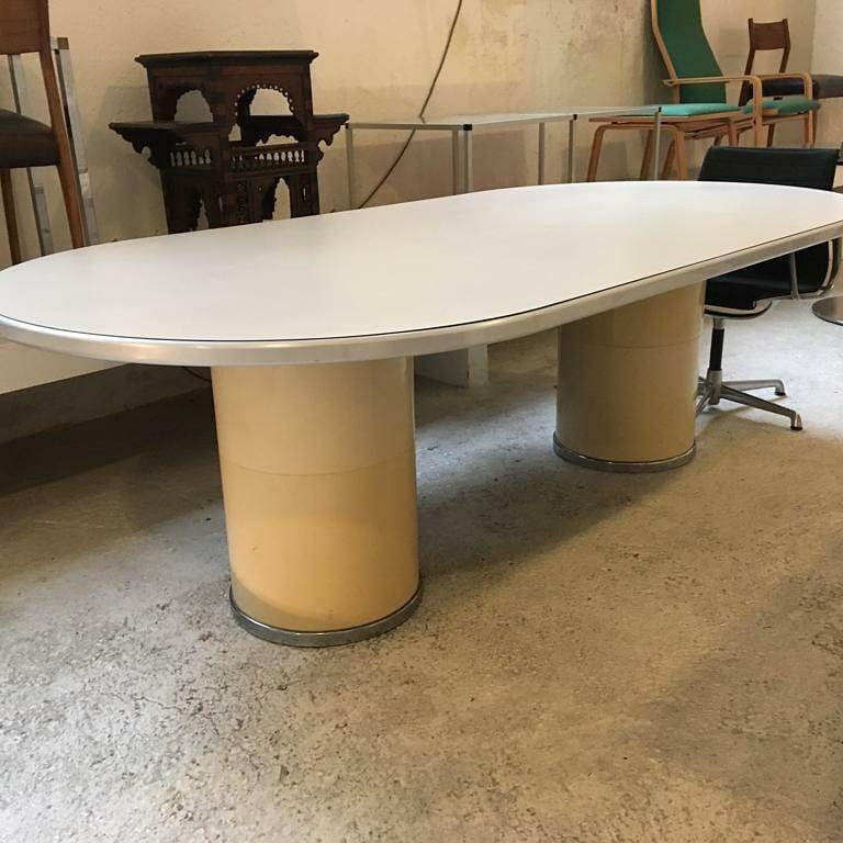 Mid-Century Modern Italian Collezioni Longato Dining Oval Table In Good Condition In Lucca, IT