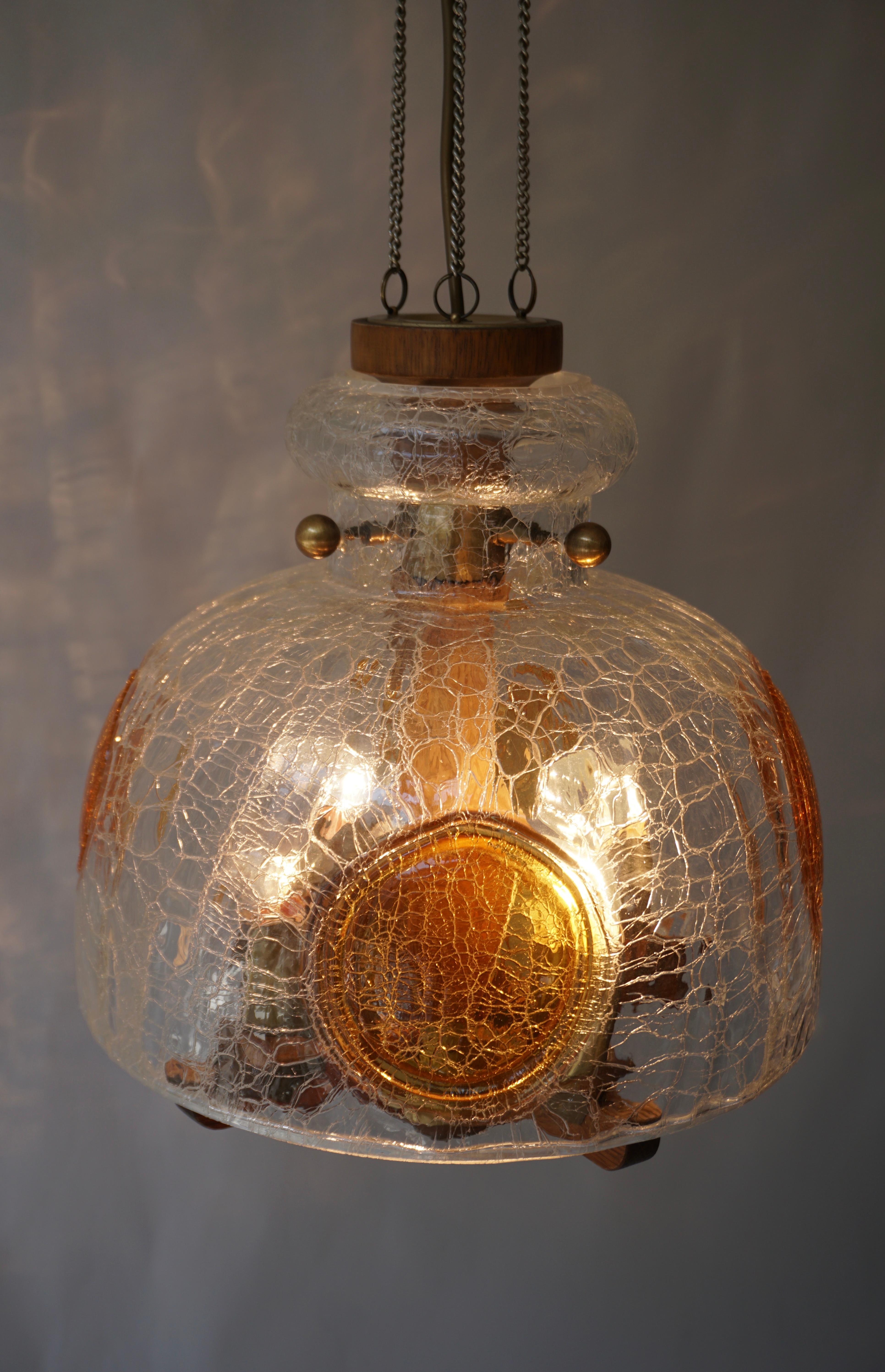 Laiton Lampe à suspension italienne en verre d'art soufflé à la bouche coloré de Murano, mi-siècle moderne en vente