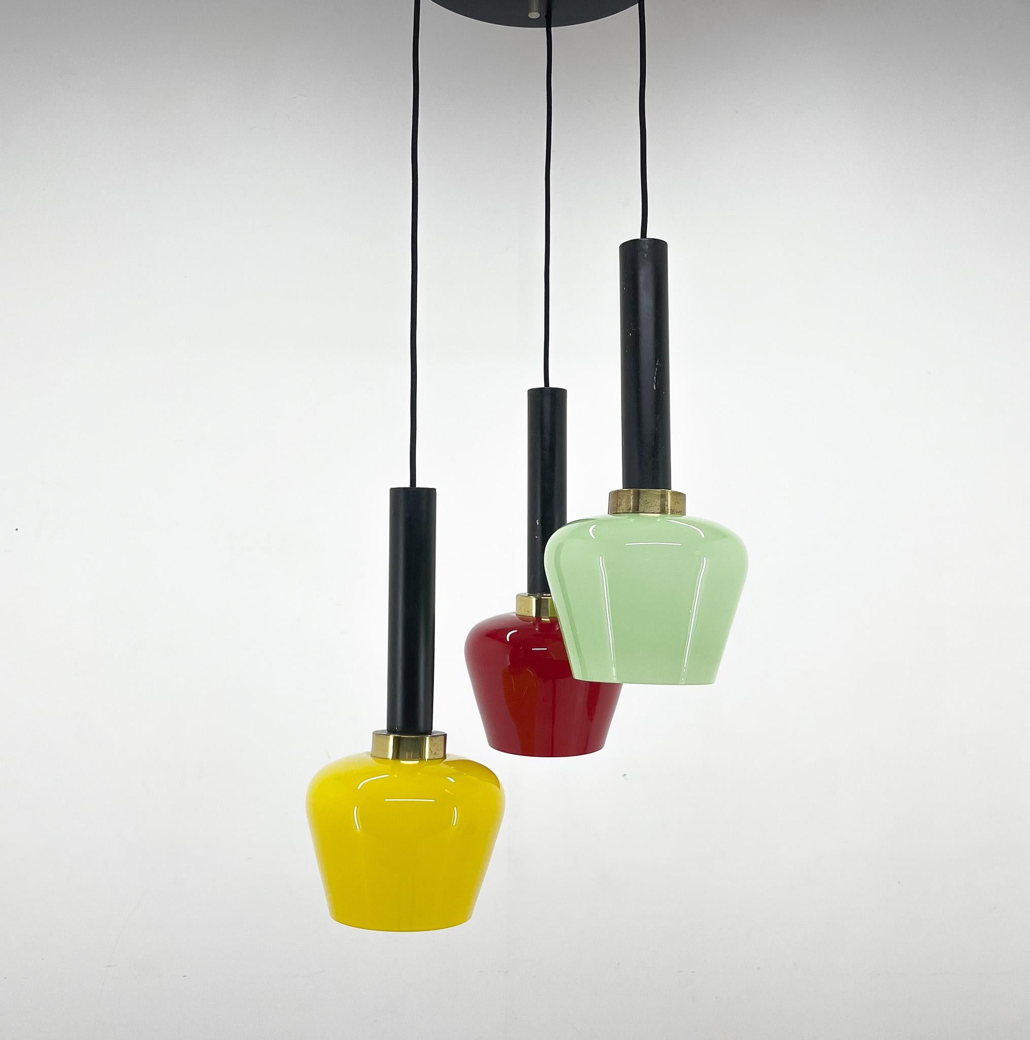 Lampe à suspension en cascade colorée italienne mi-siècle moderne, années 1970 en vente 6