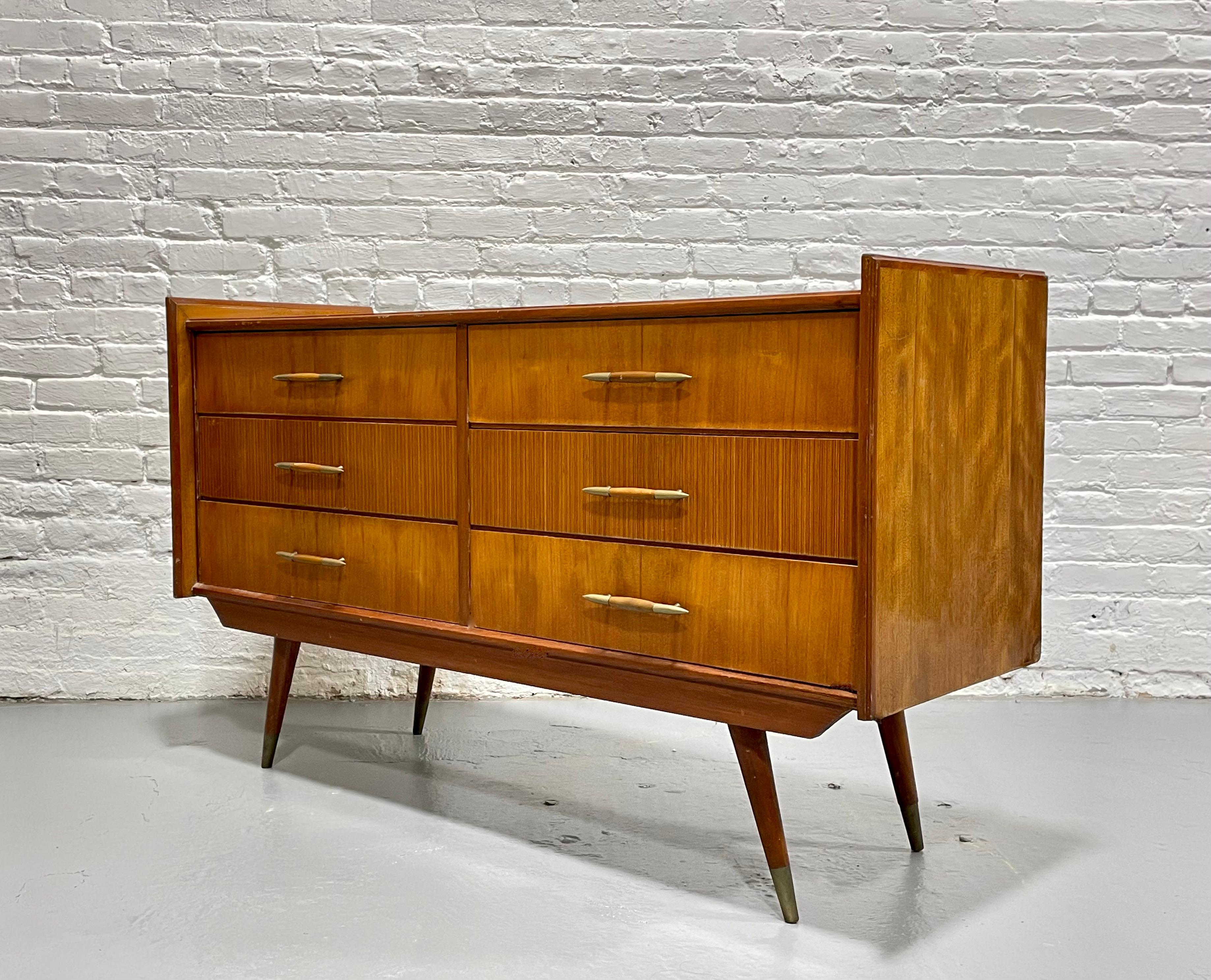 Mid Century MODERN Italian CREDENZA / Long DRESSER, c. 1950's For Sale 4