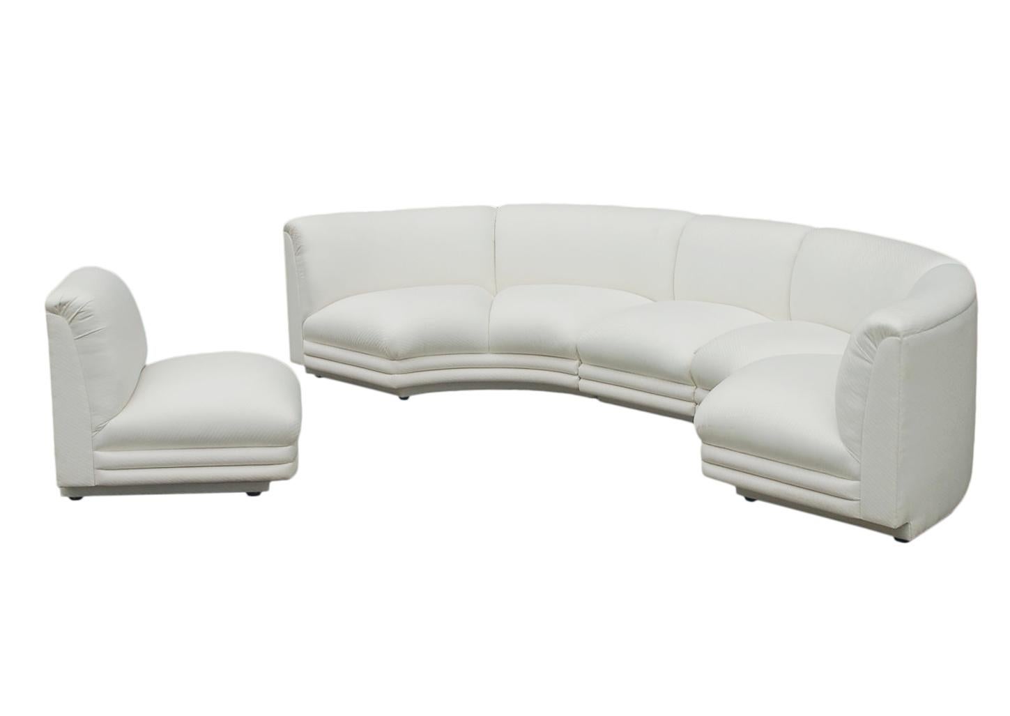 Mid-Century Modern Italian Curved Semi Circular Sectional Sofa in White Fabric 1