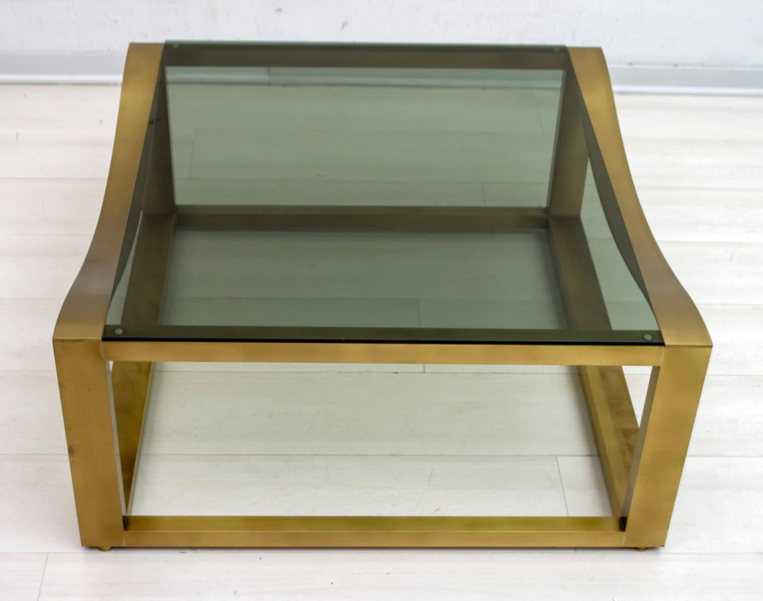 Mid-Century Modern Table basse en laiton de conception italienne moderne du milieu du siècle dernier, 1970 en vente