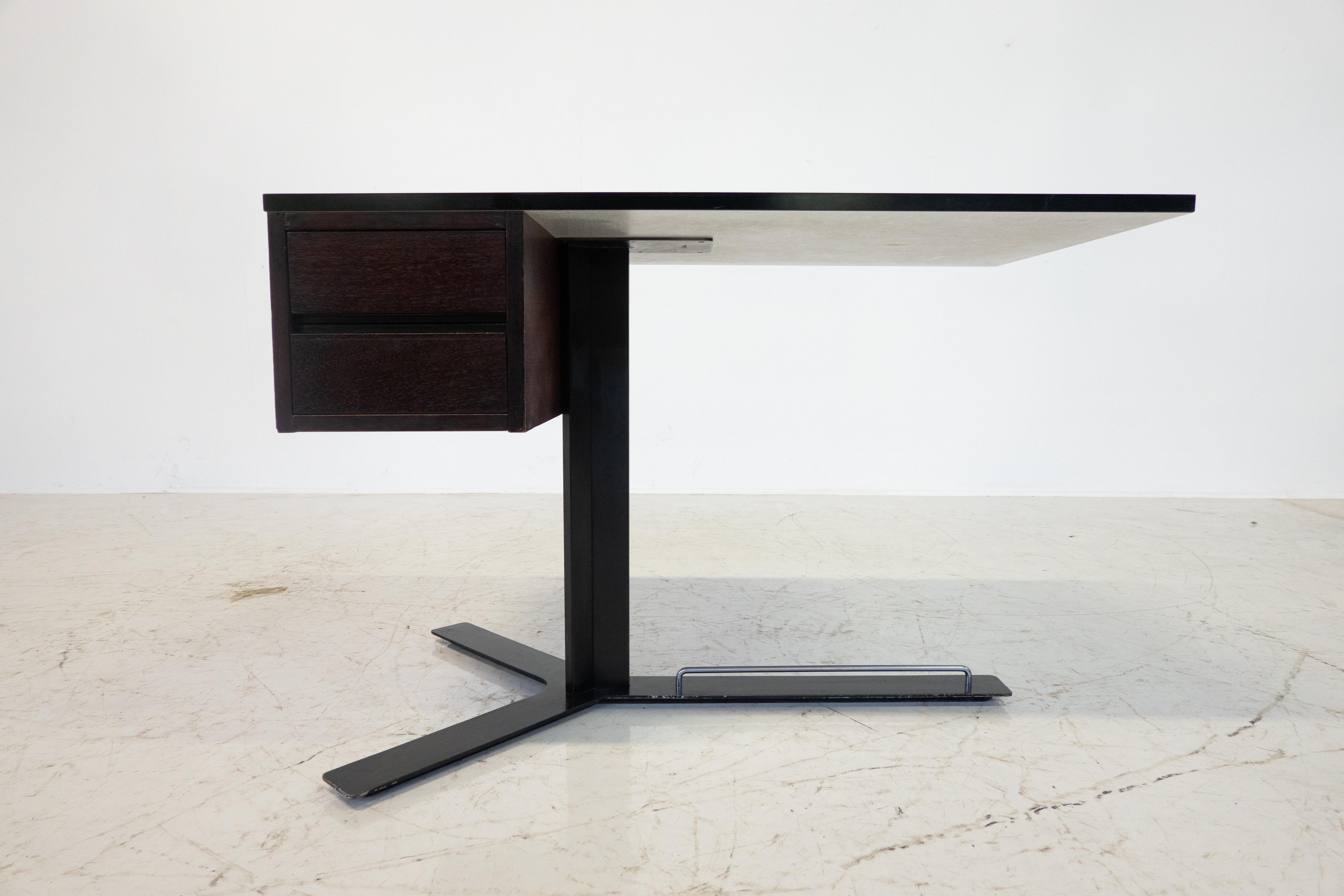 Mid-20th Century Mid-Century Modern Italian Desk by Antonello Mosca by Sormani, 1960s